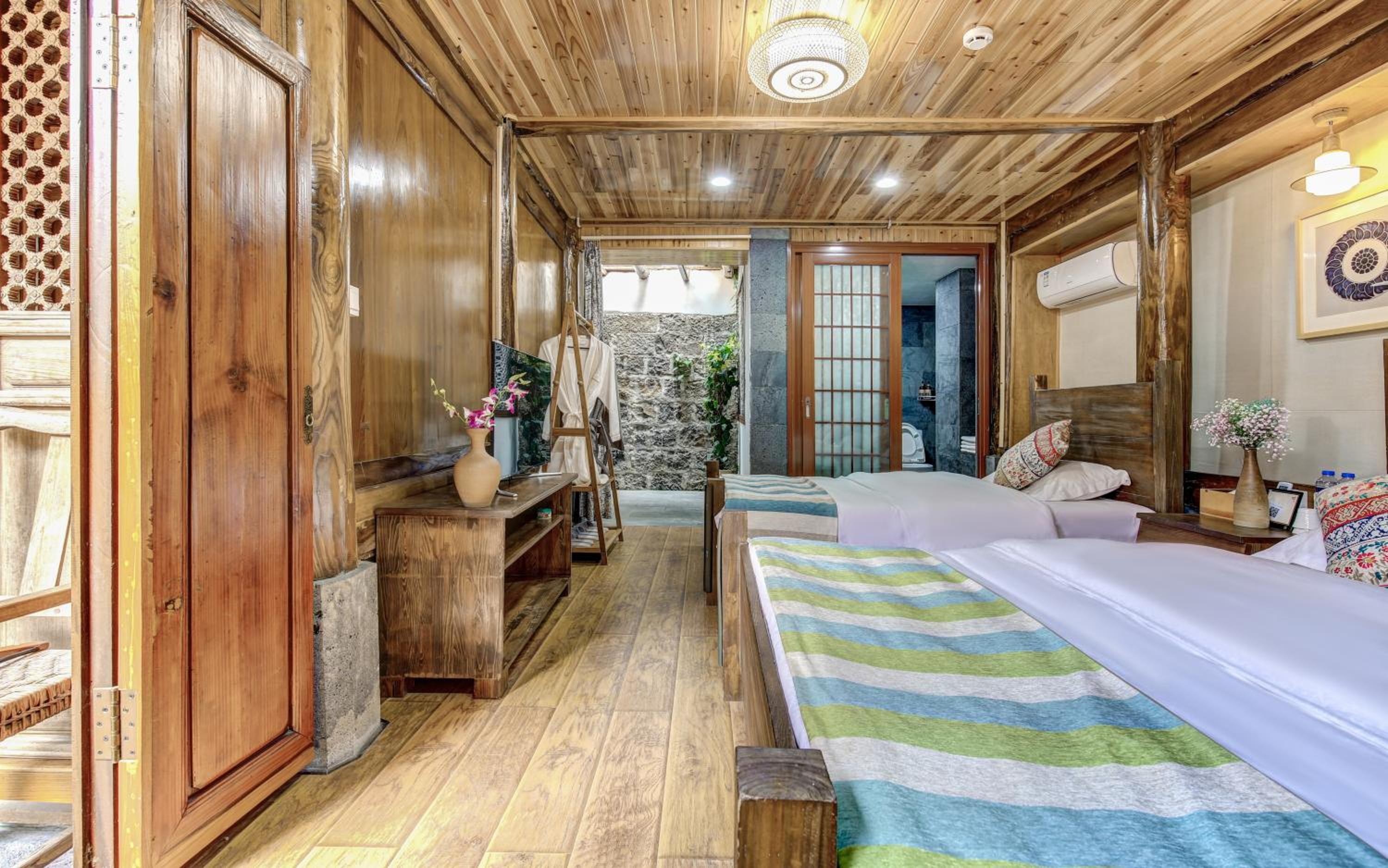Suite with Garden View photo 2
