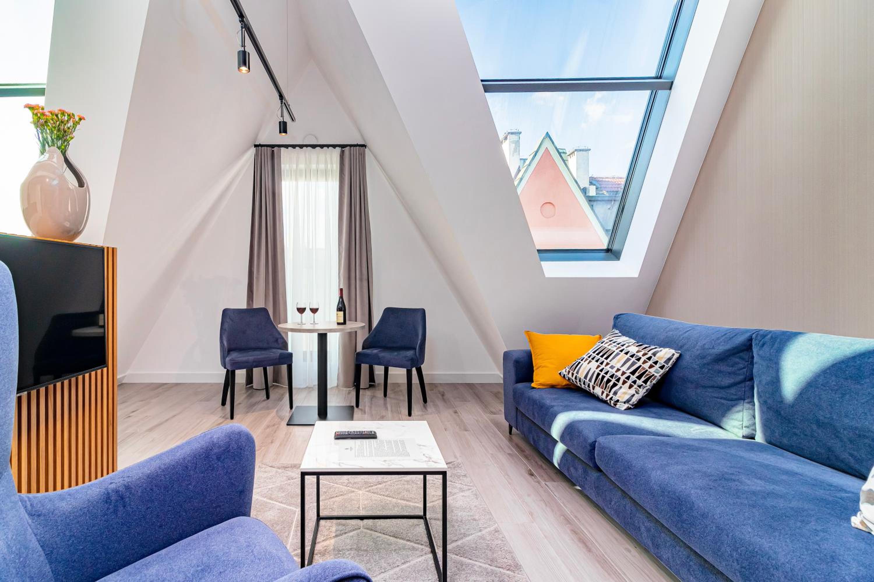 Penthouse Apartment - Photo 20