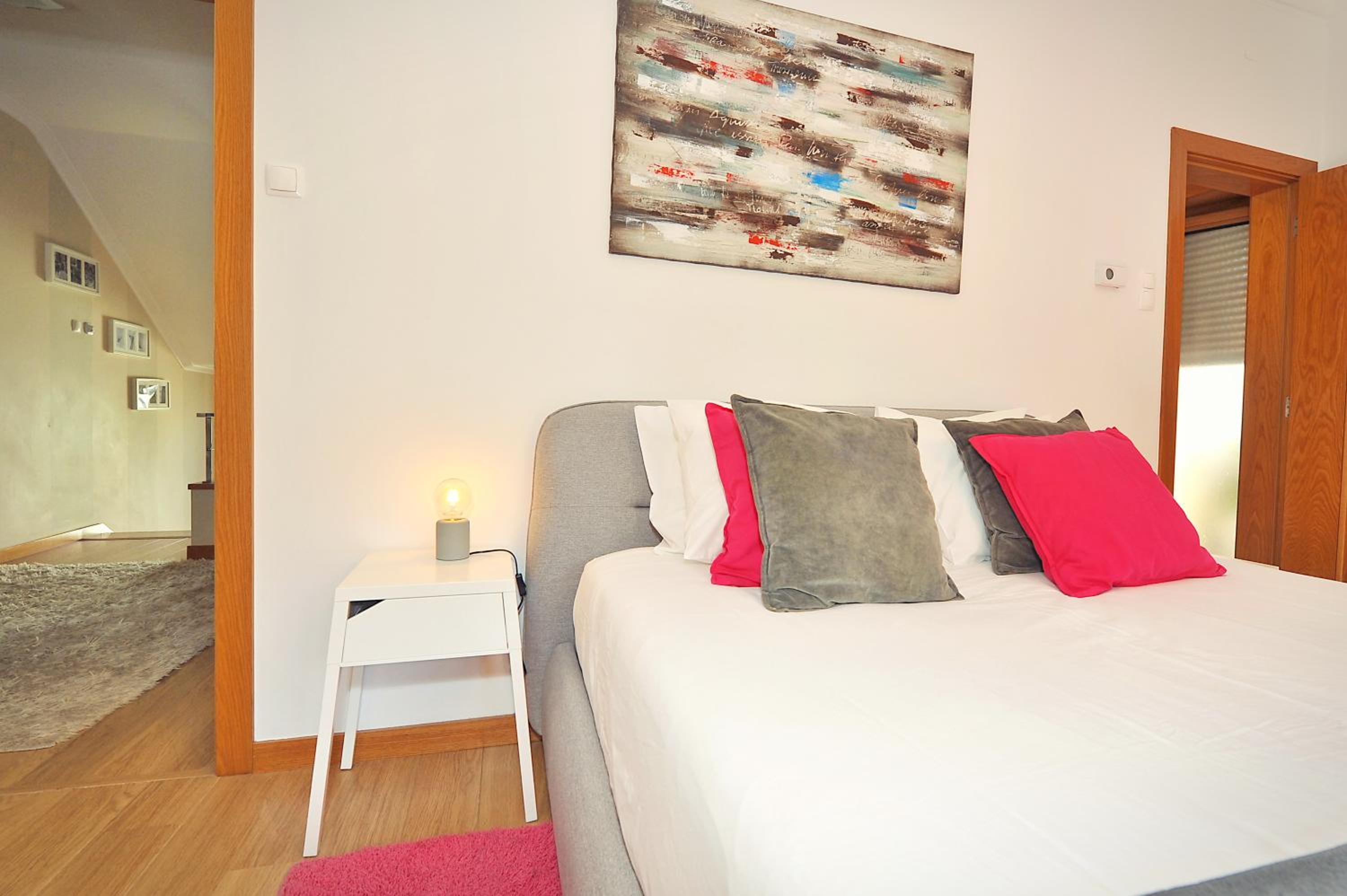 Executive Suite - Photo 14