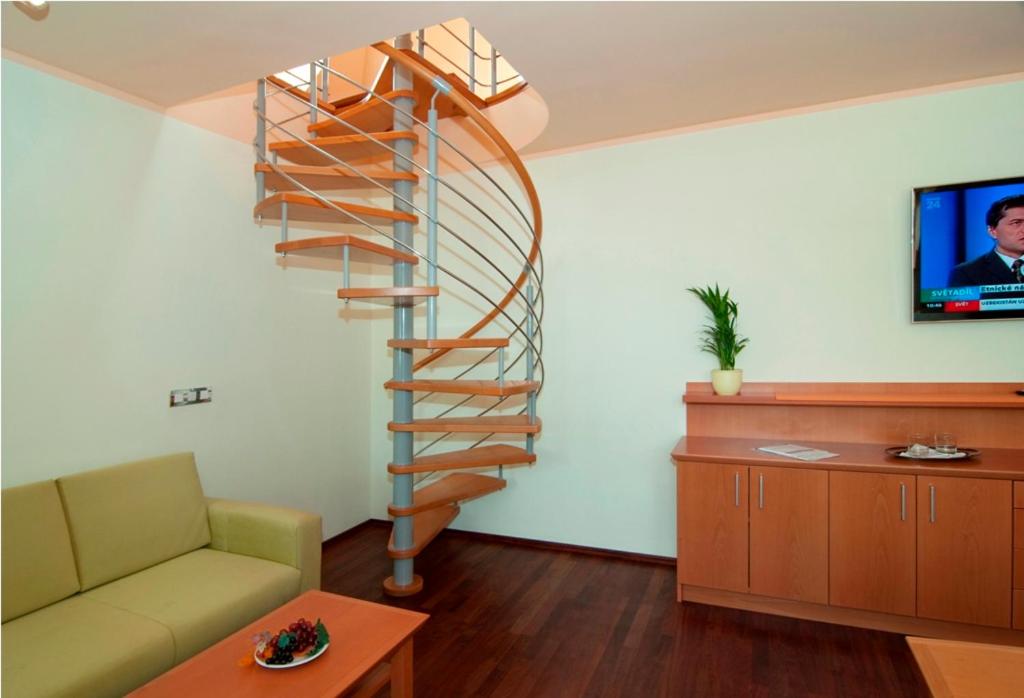 Duplex Quadruple Room - Photo 2