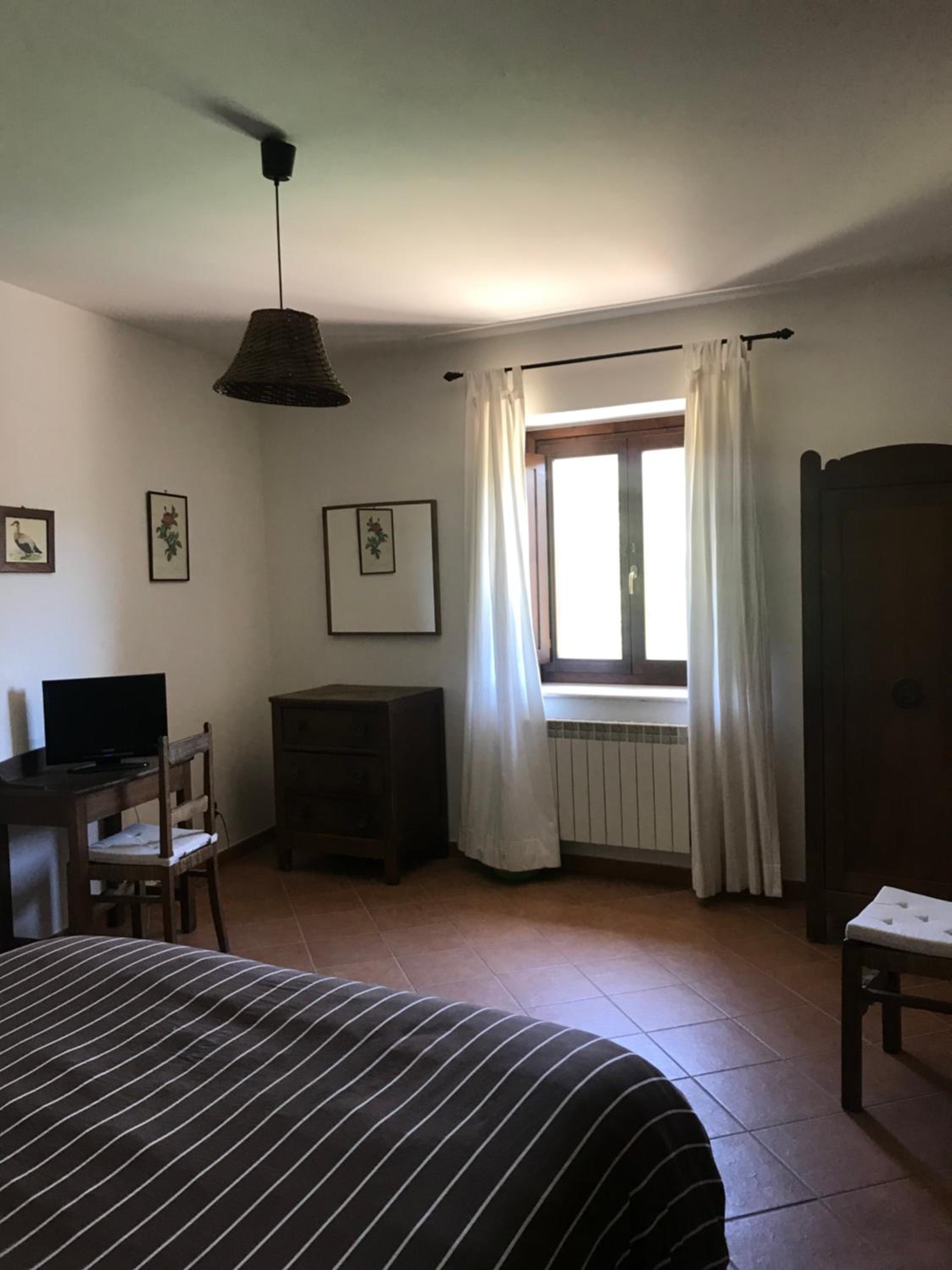 Two-Bedroom Apartment - Split Level photo 1