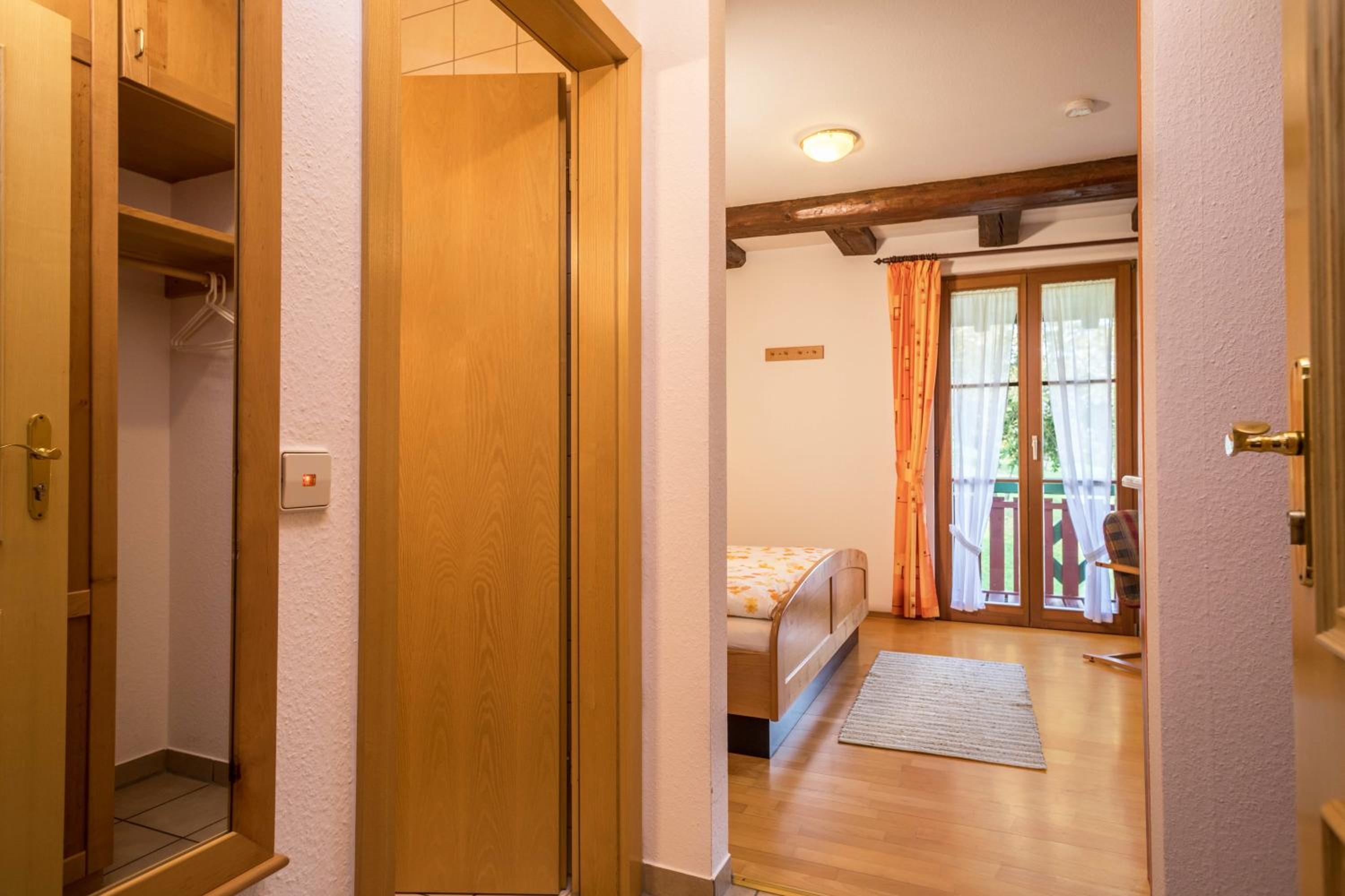 Superior One-Bedroom Apartment with Balcony photo 1