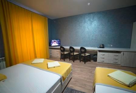 Superior Triple Room photo 3