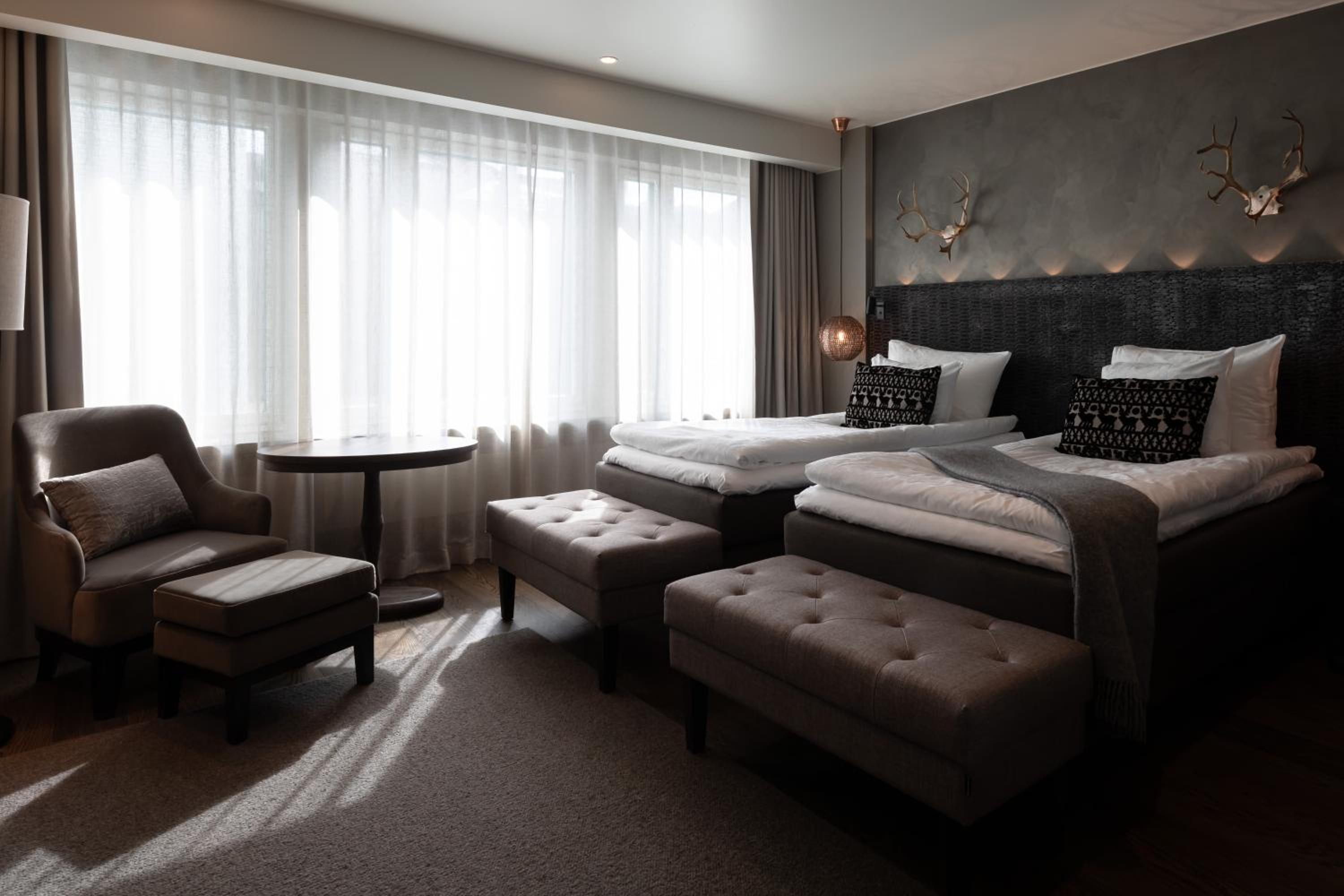 Mystique DeLuxe Twin Room with Sauna