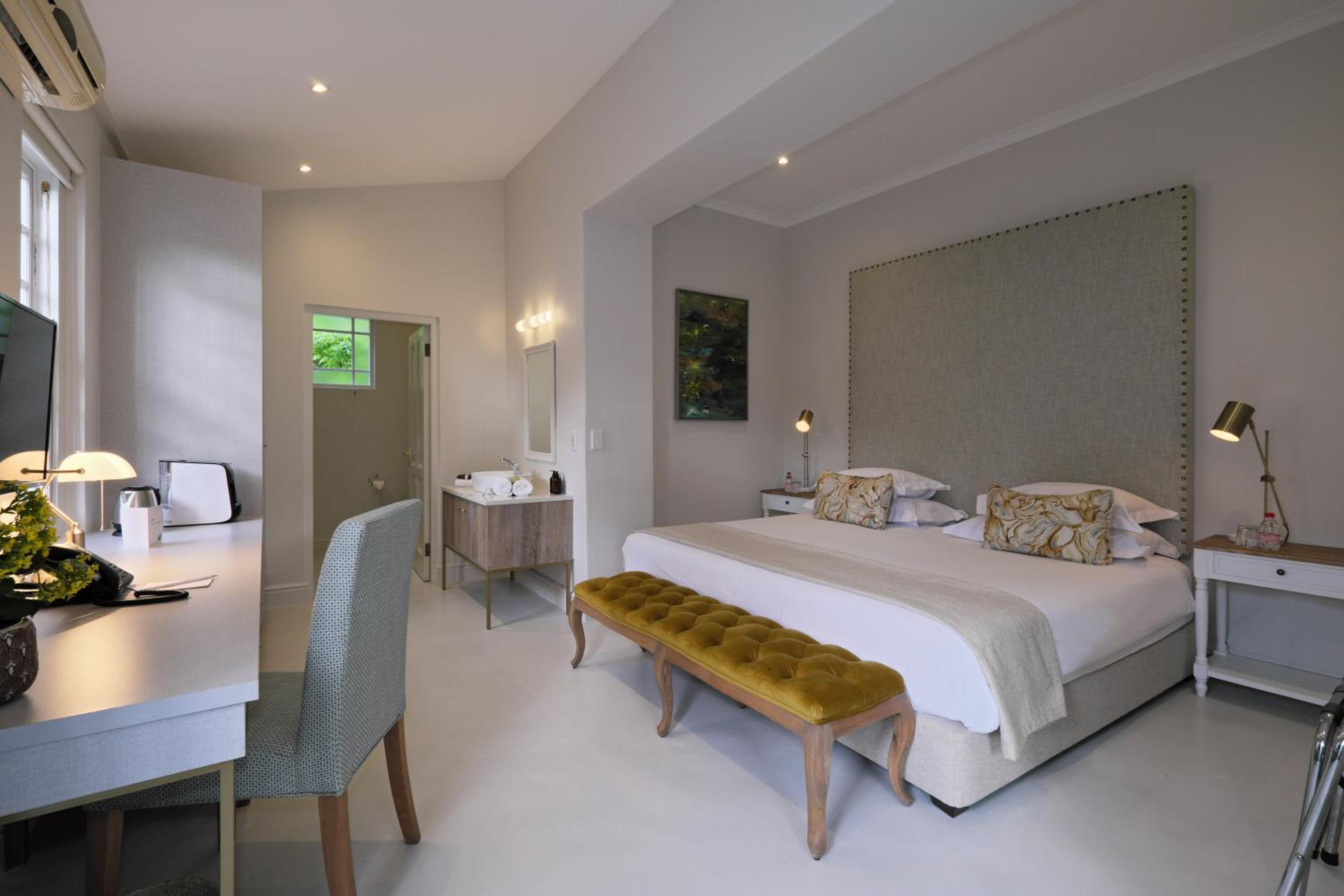 Deluxe Room - Photo 1