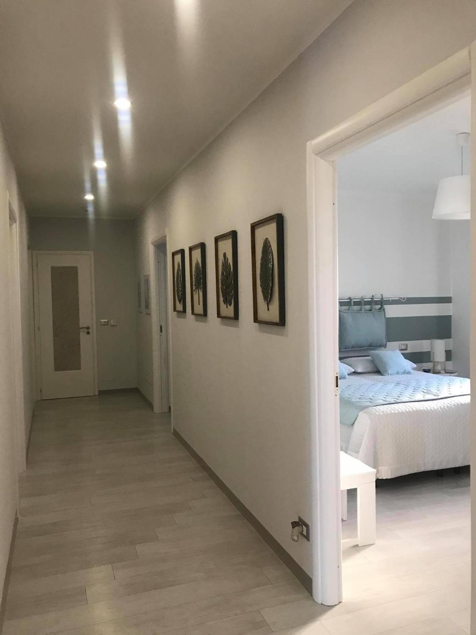Large Double Room photo 1