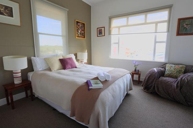 Three-Bedroom Holiday Home  photo 2