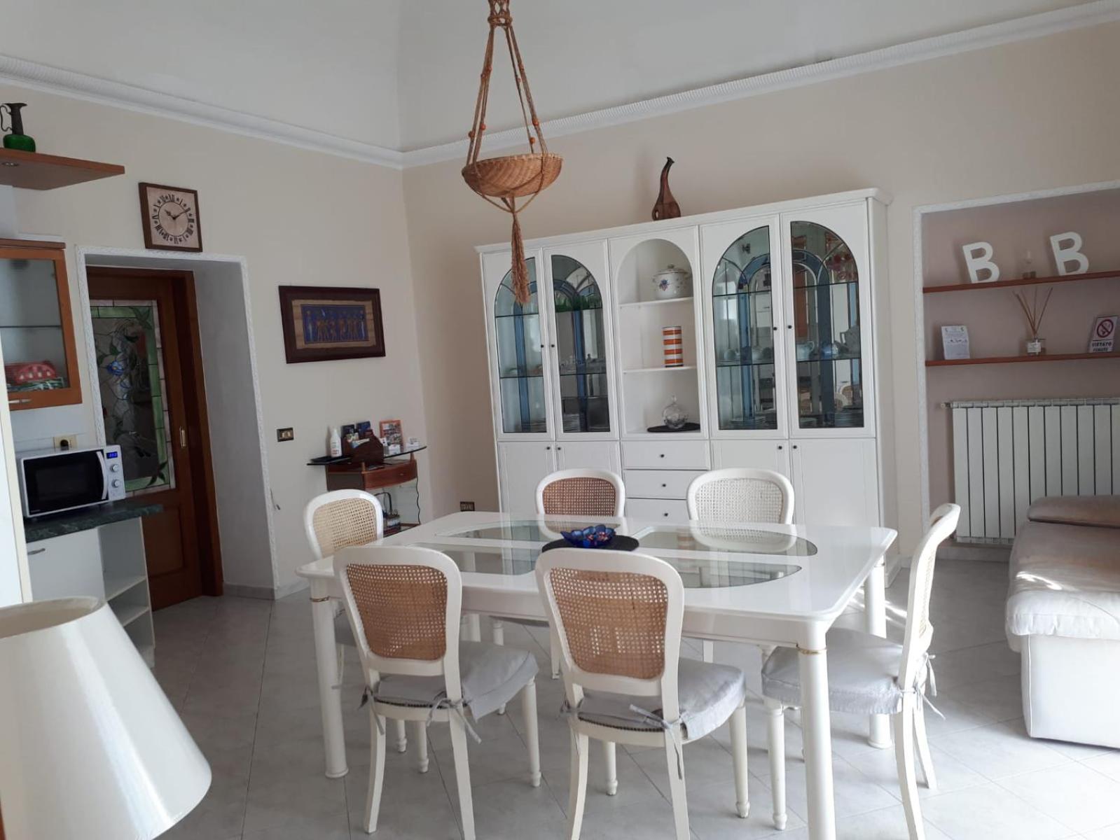 King Room with Sea View - Photo 9