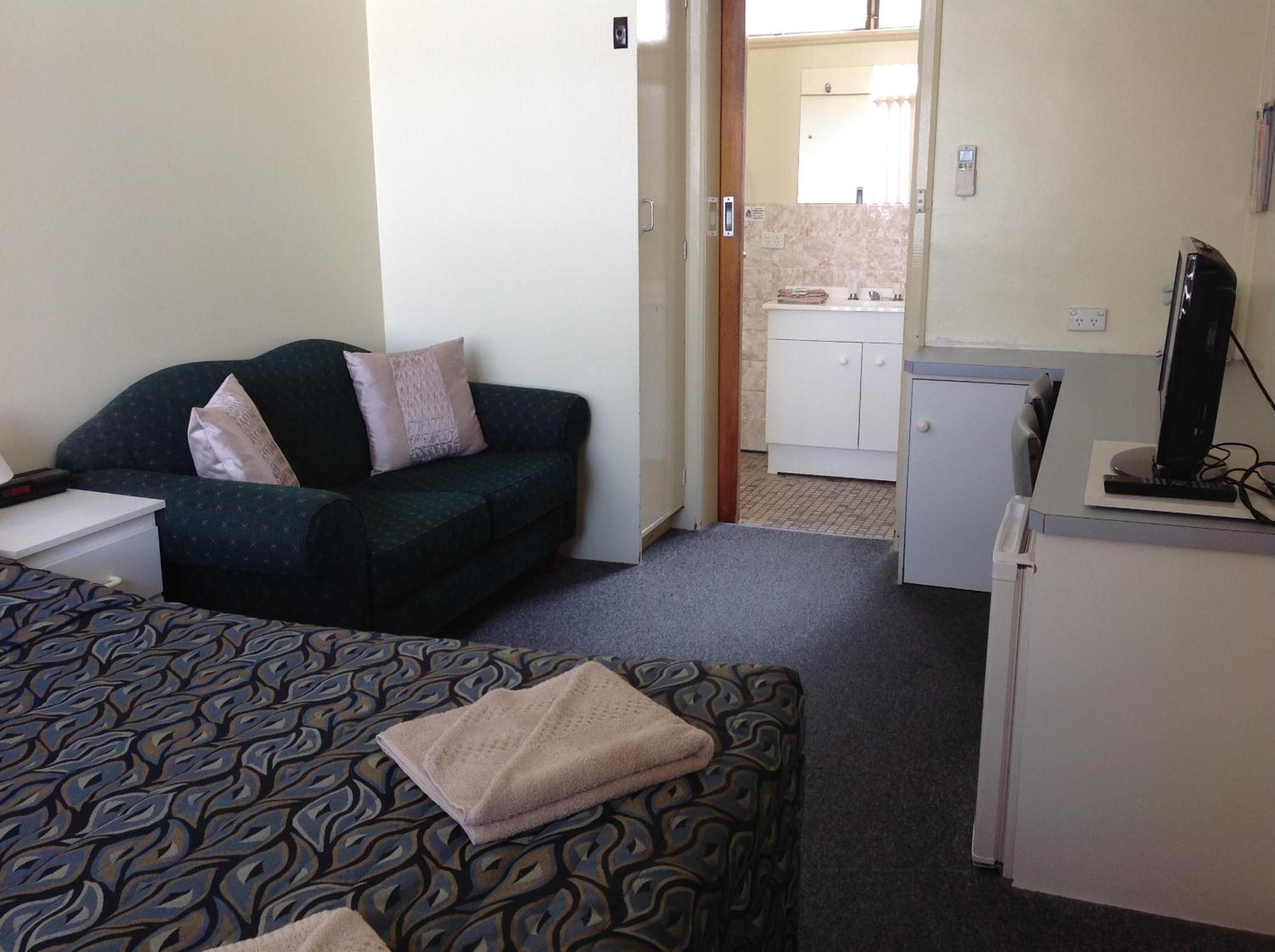 Queen Room photo 3