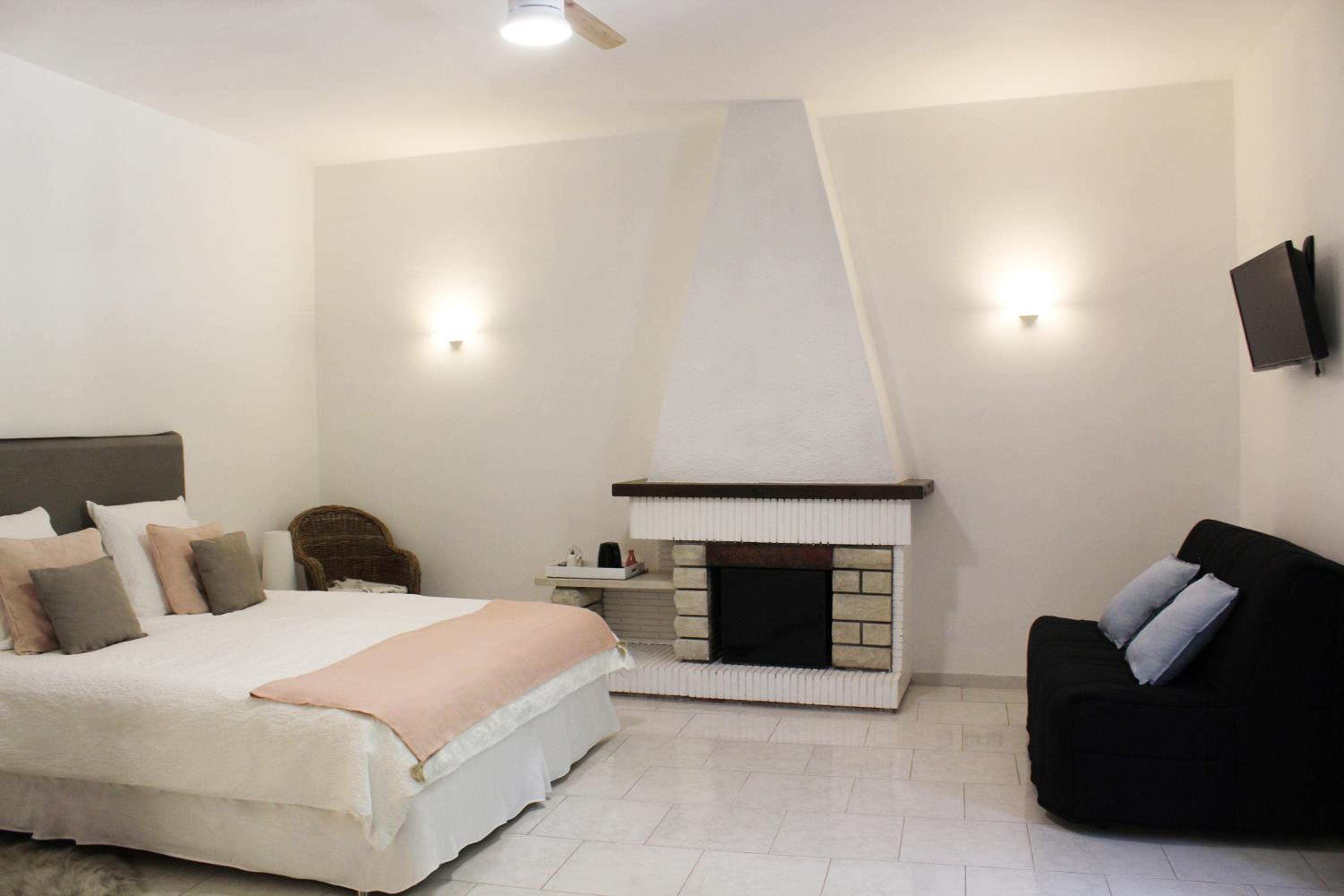 Deluxe Family Room photo 2