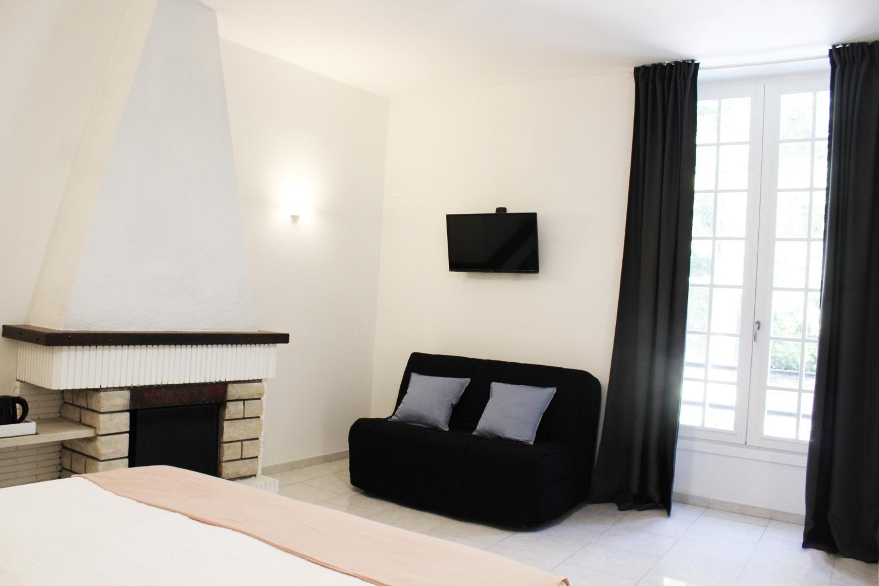 Deluxe Family Room photo 3