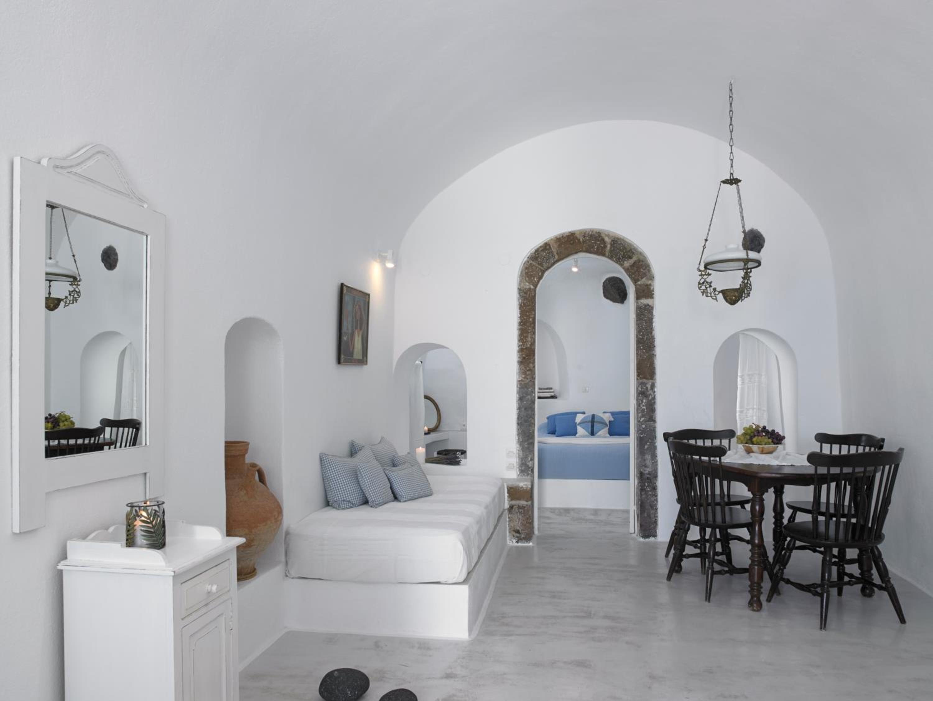 Suite Superior Cave House con Vista Caldera