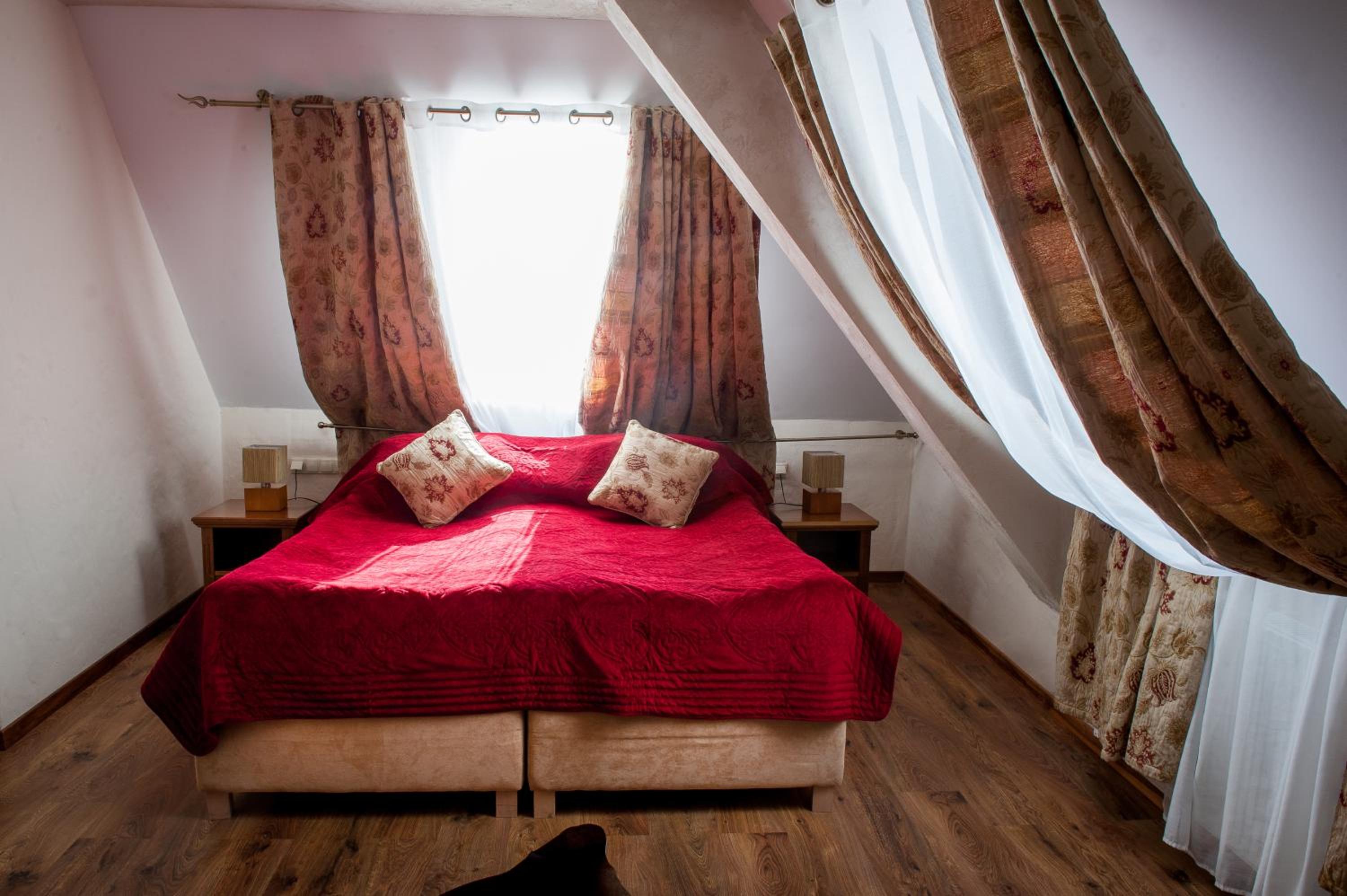 Premium Suite - Photo 1