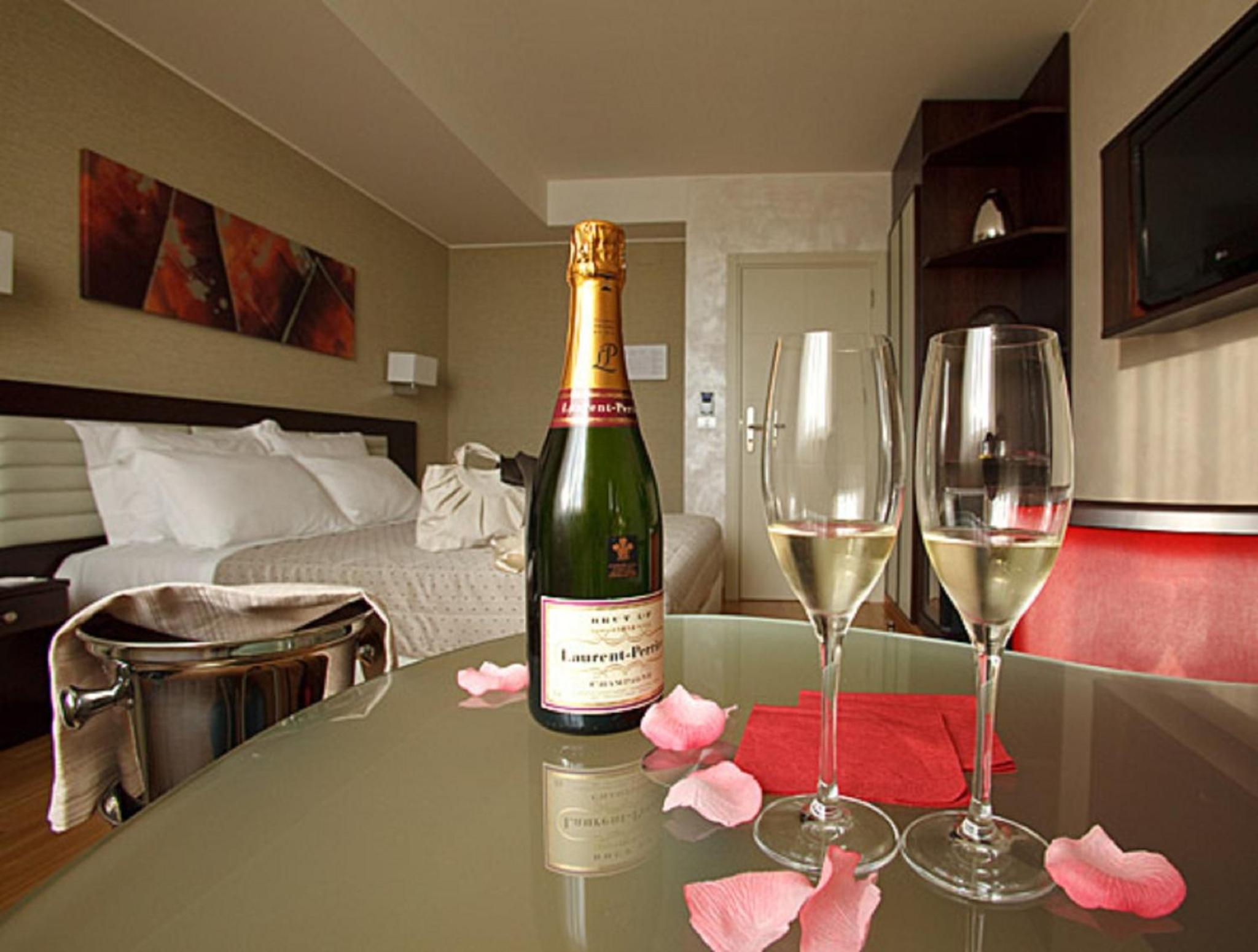 Junior Suite - Photo 7