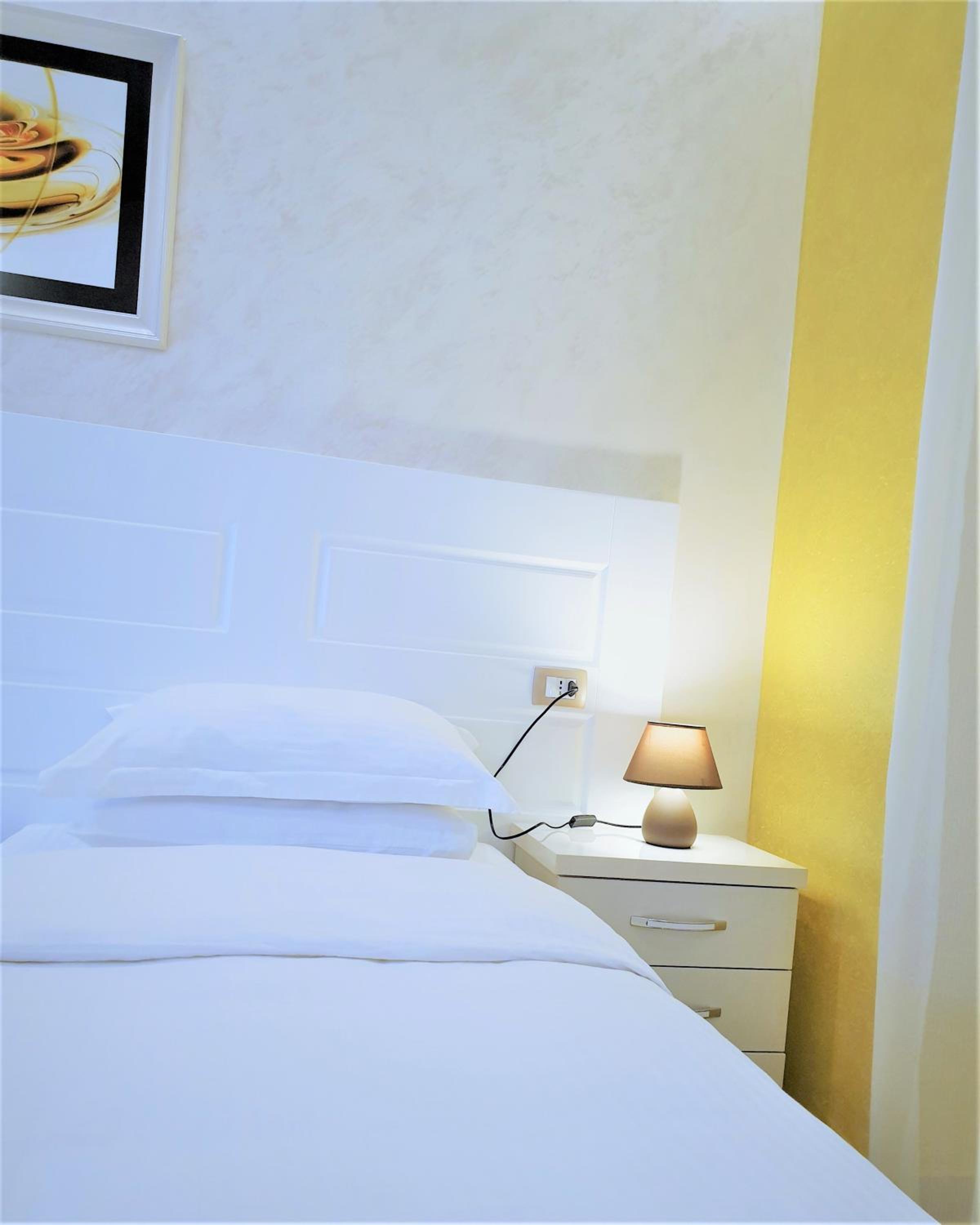Deluxe Twin Room photo 3