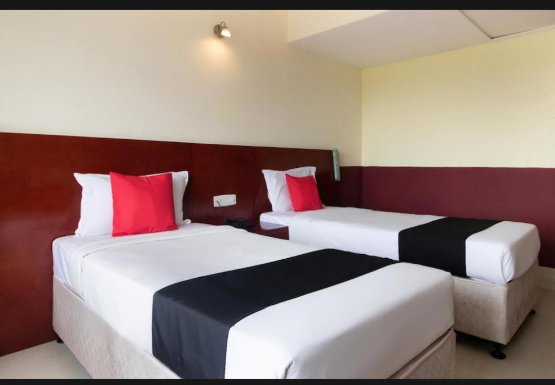 Deluxe Twin Room photo 2