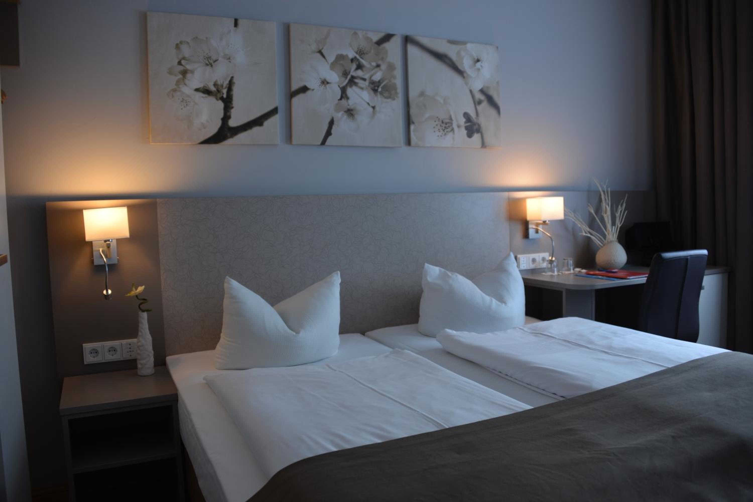 Double Room - Annex - without Elevator photo 2