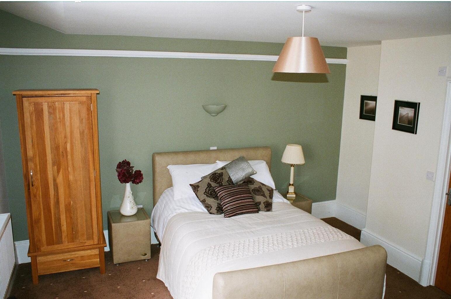 Standard Family Room photo 1
