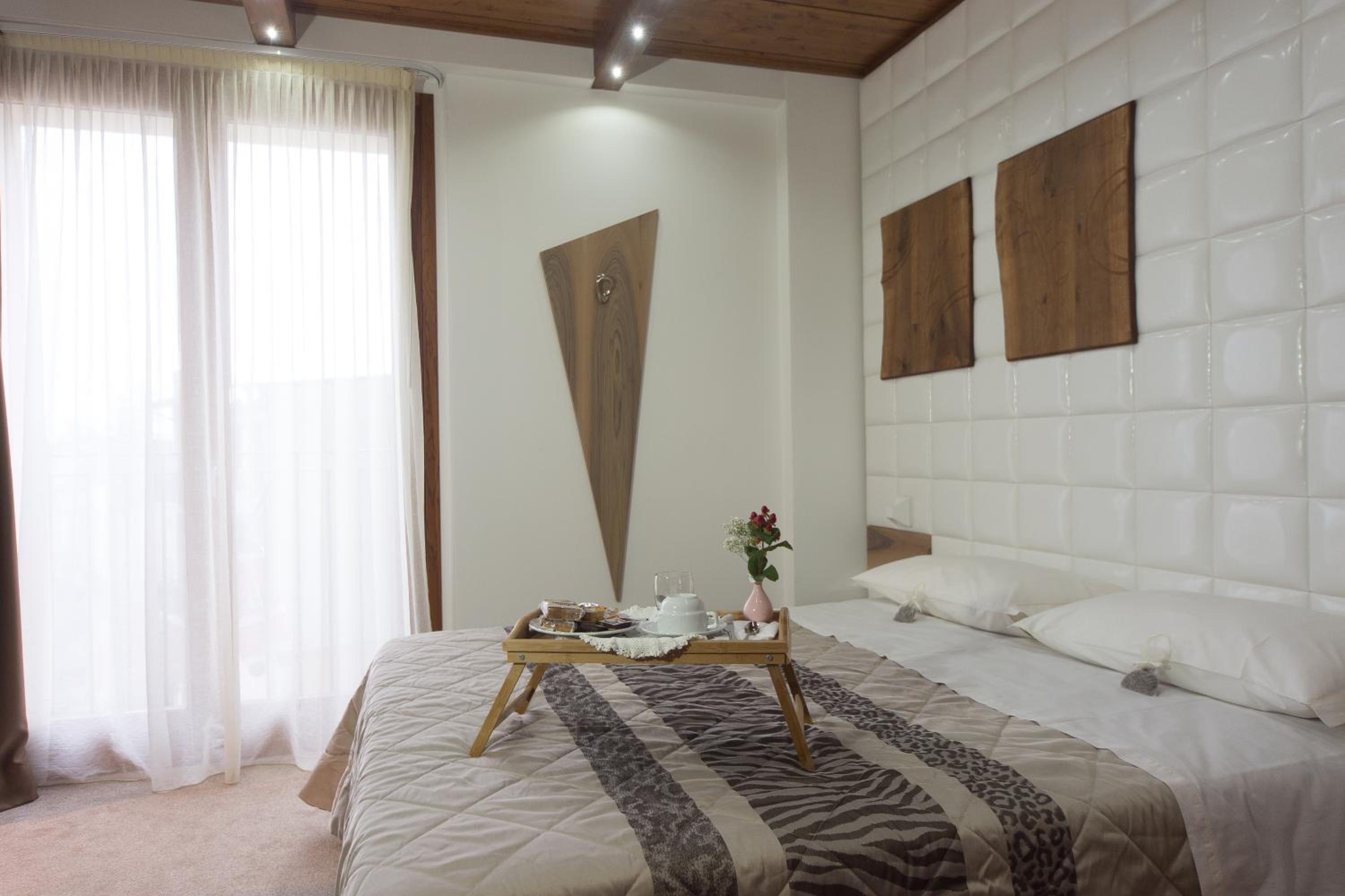 Budget Double Room - Photo 1