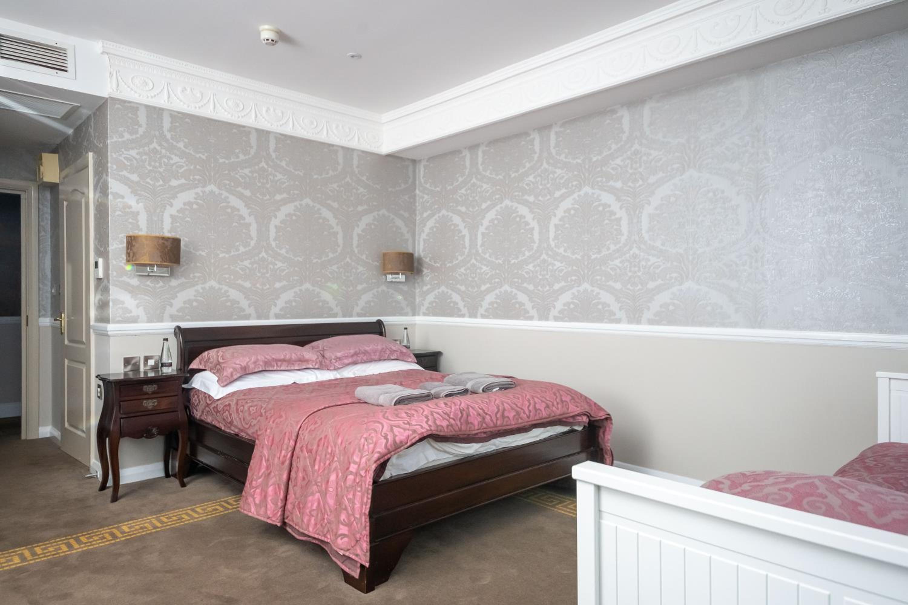 King Room with Balcony photo 3