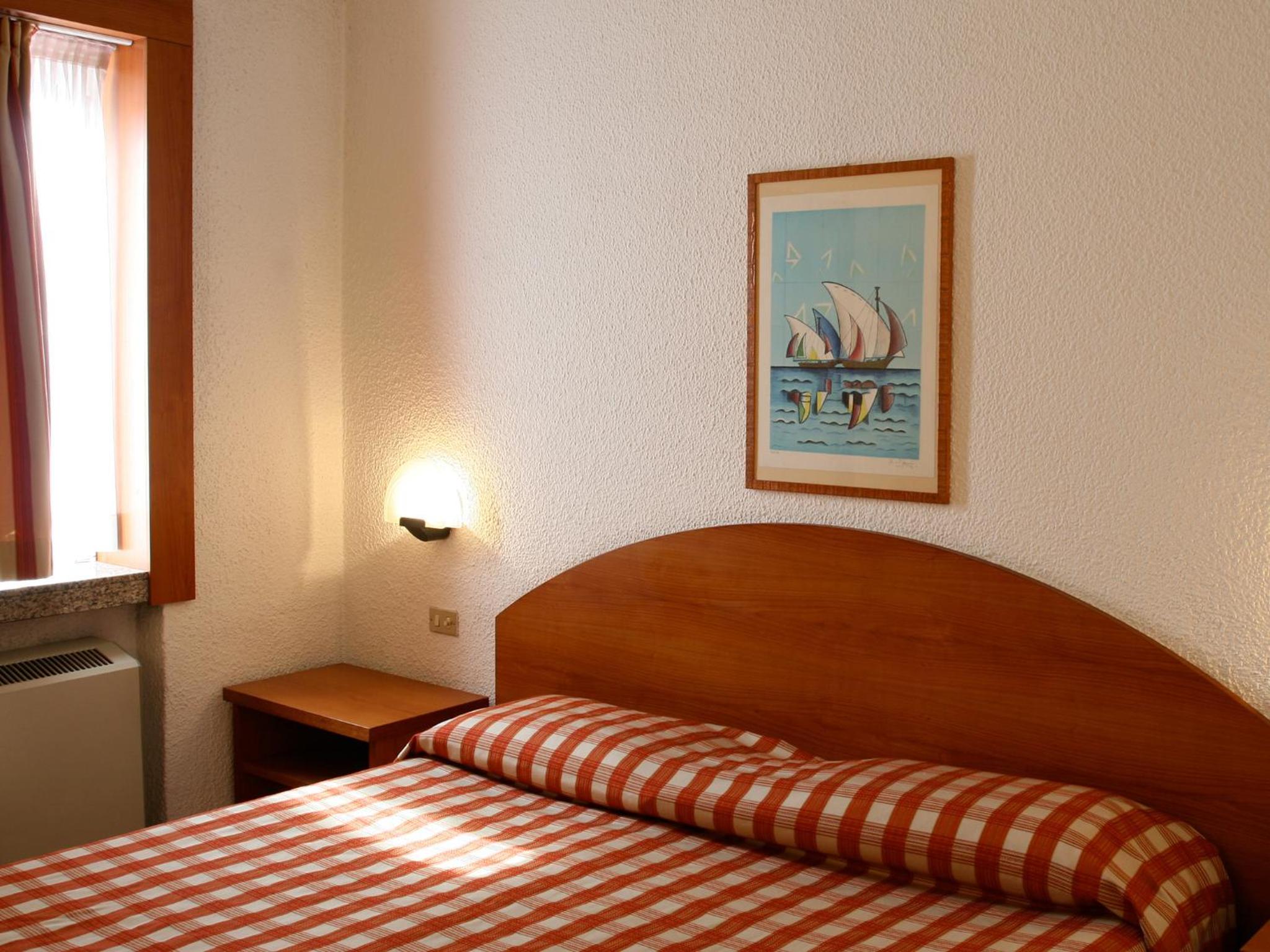 Double or Twin Room photo 3