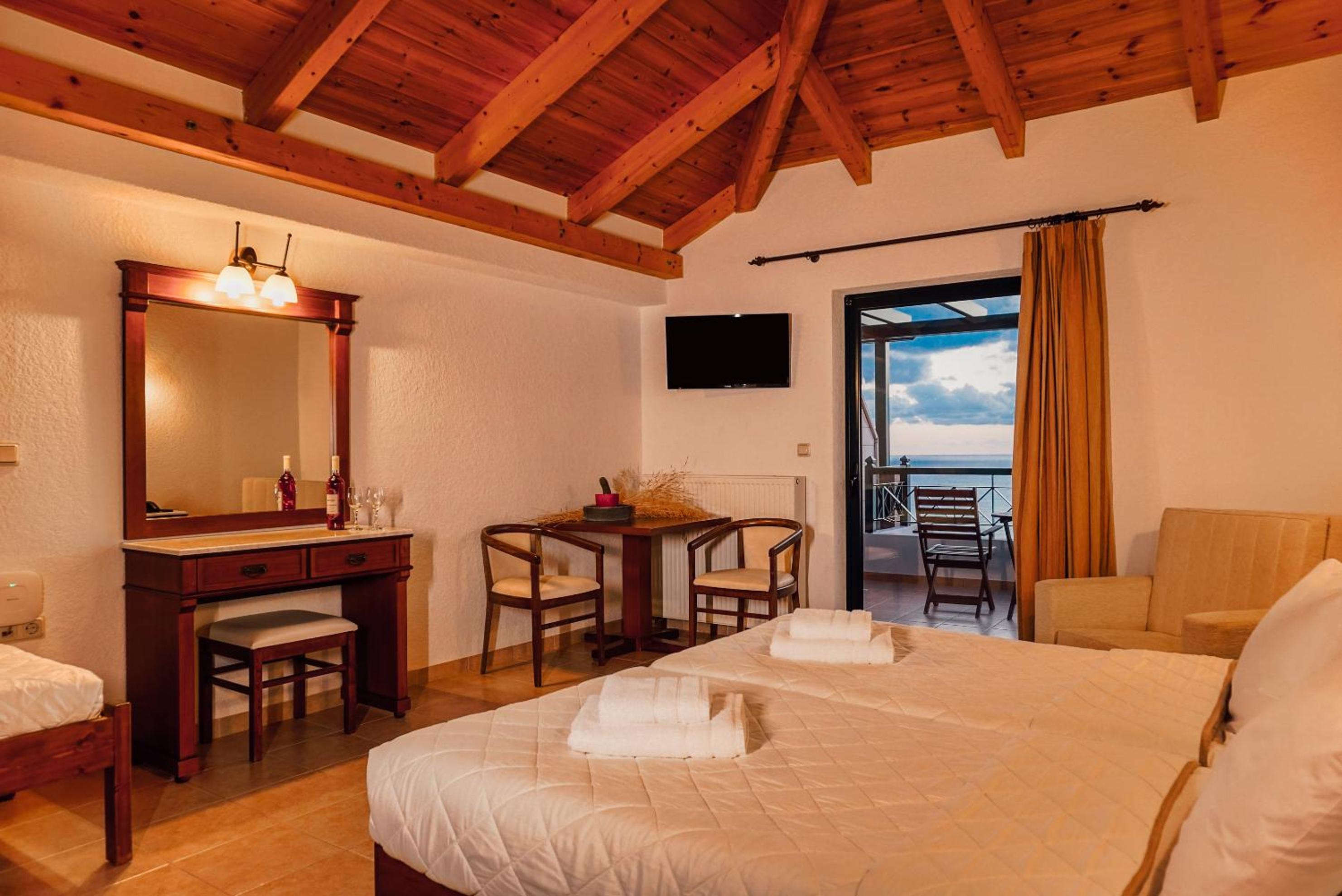 Superior Room Sea View photo 1