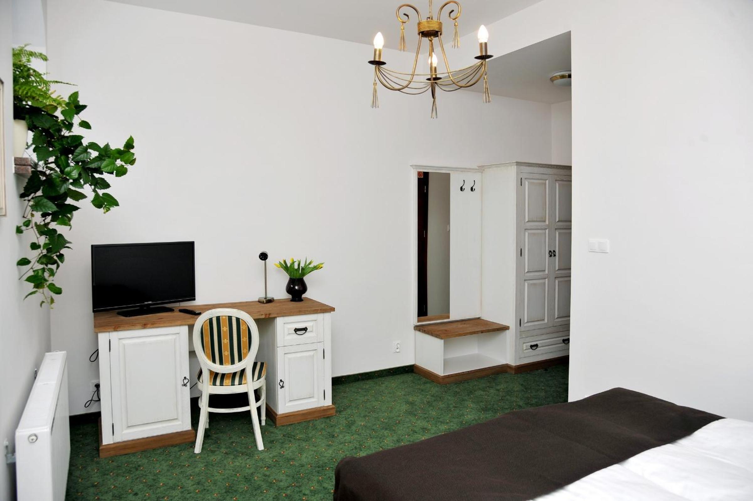 Double Room - Photo 3