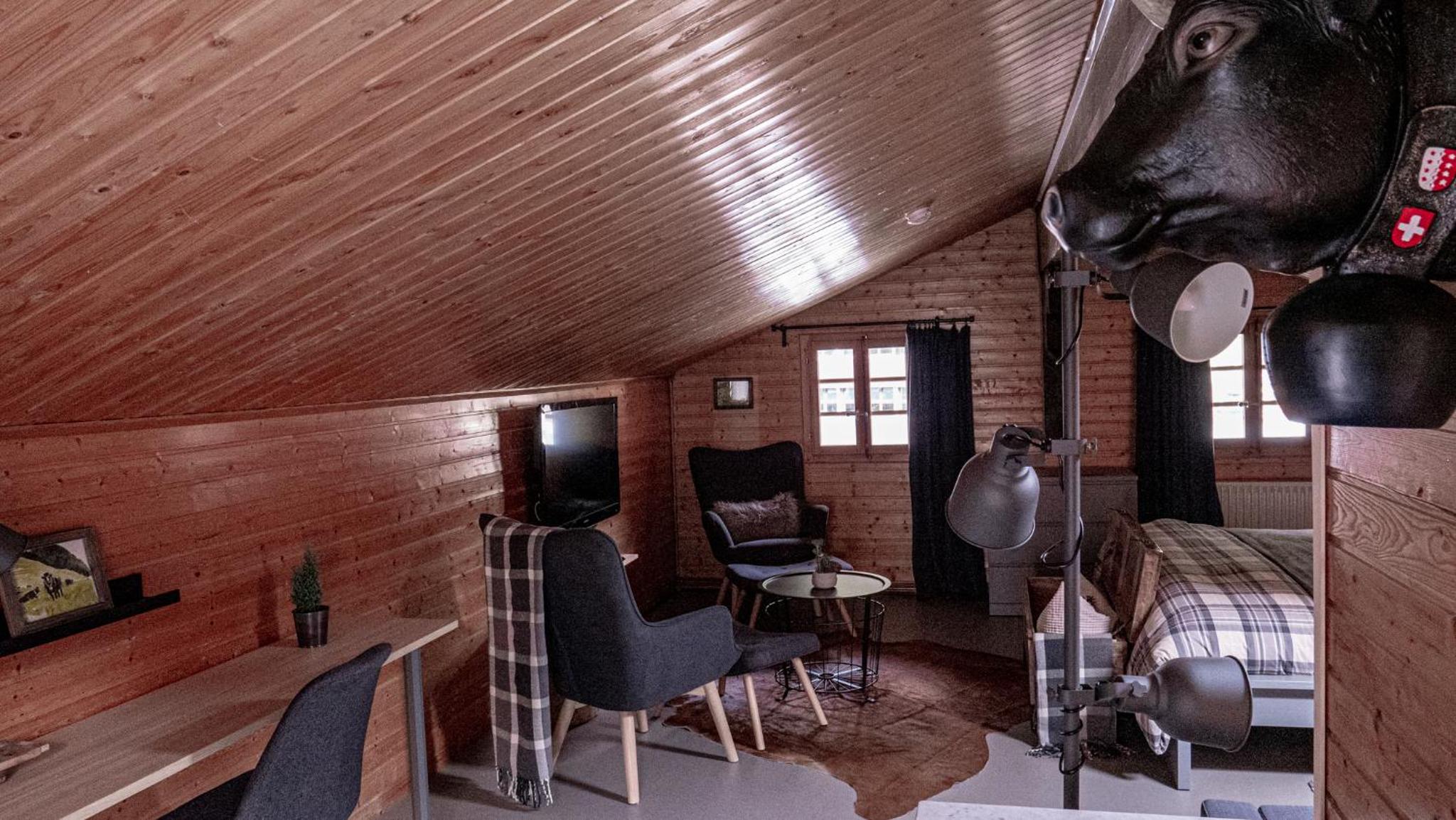 Deluxe Family Room photo 1