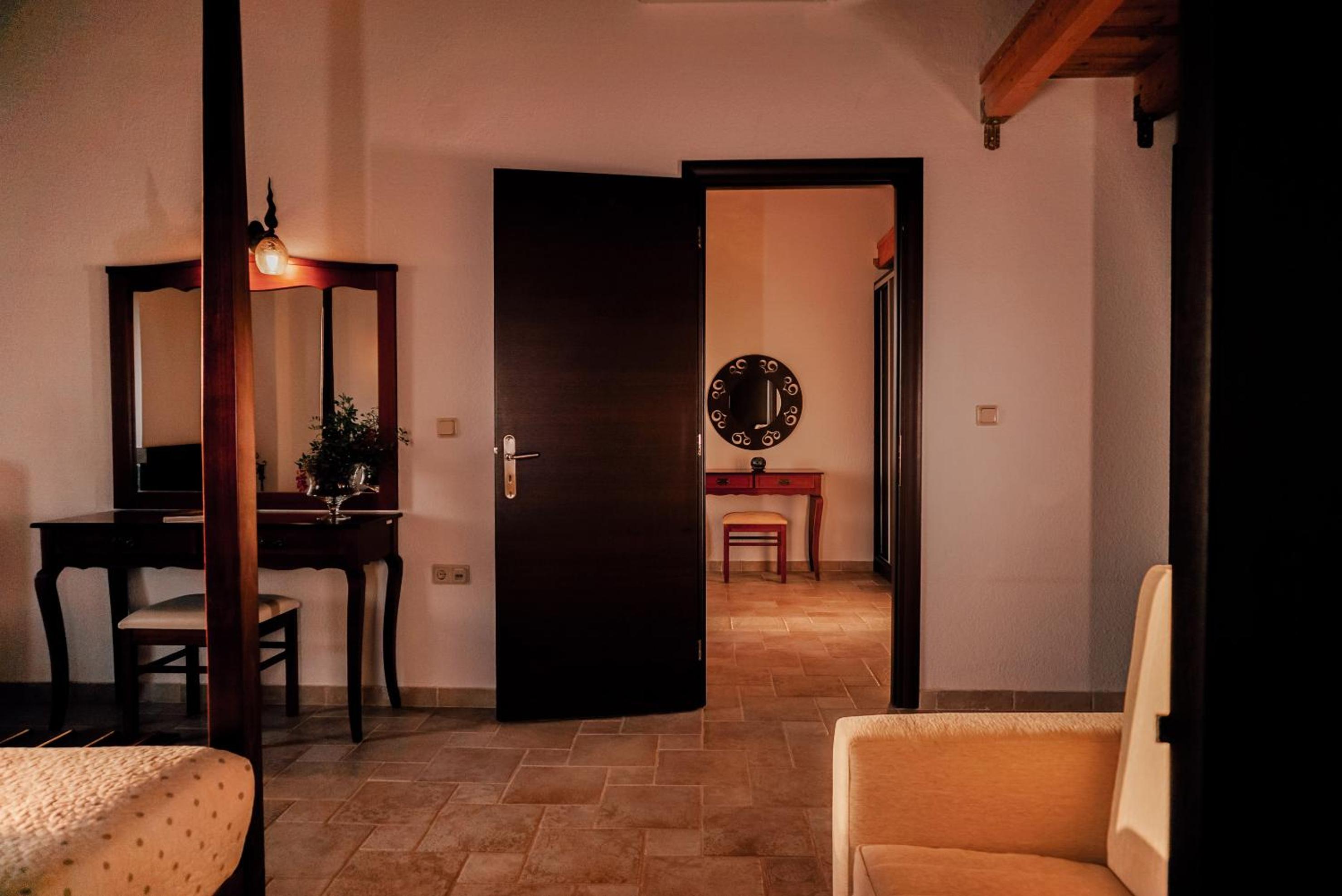  Executive Suite Sea View photo 3