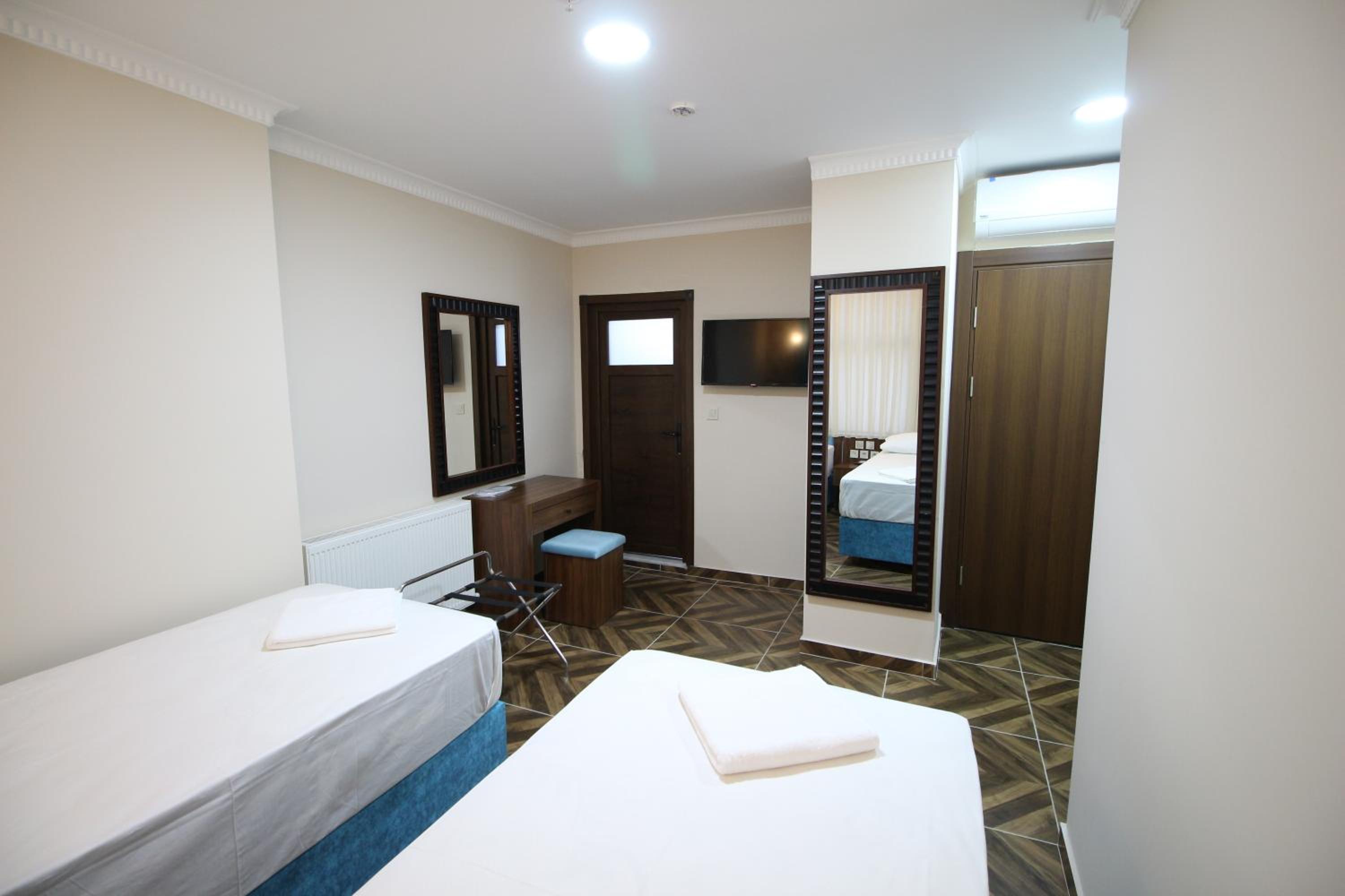 Standard Twin Room photo 1