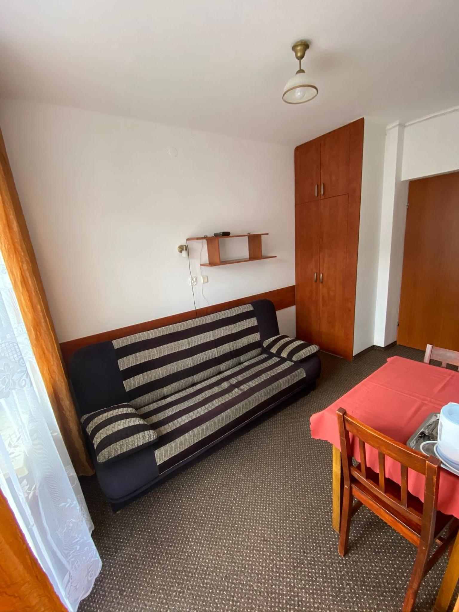 Small Double Room photo 2