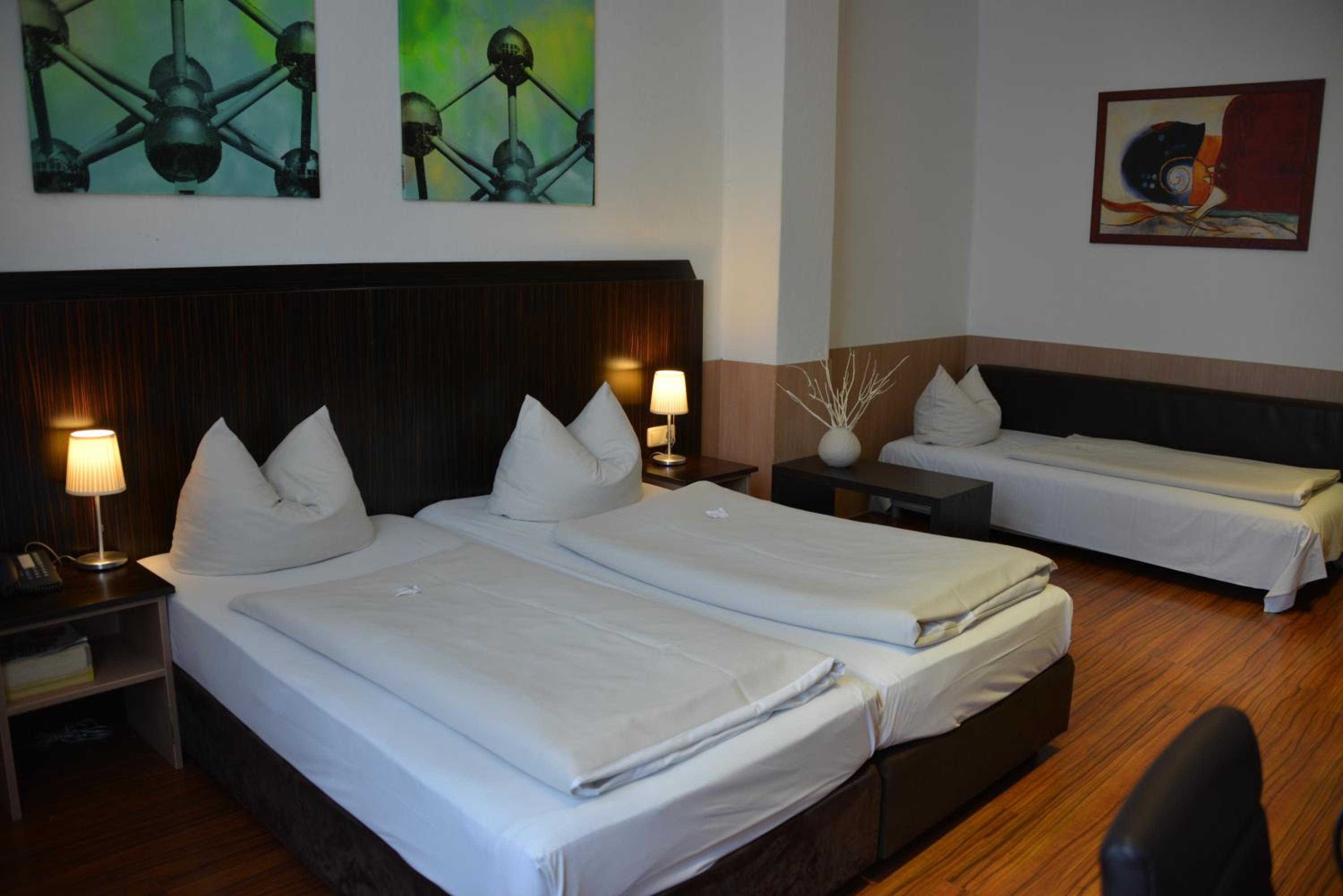 Triple Room photo 2