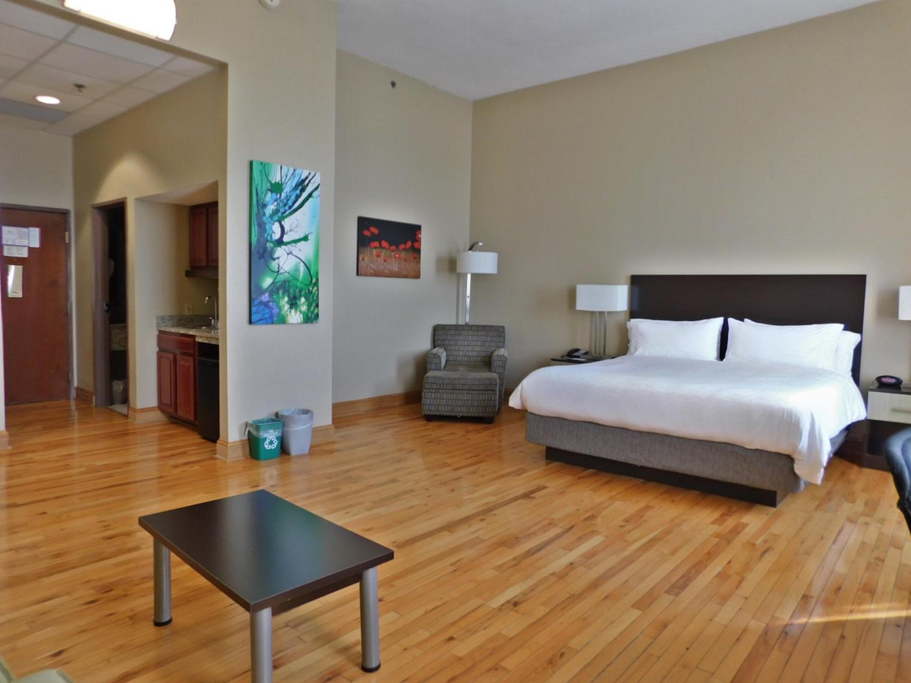 Executive King Room - Non-Smoking