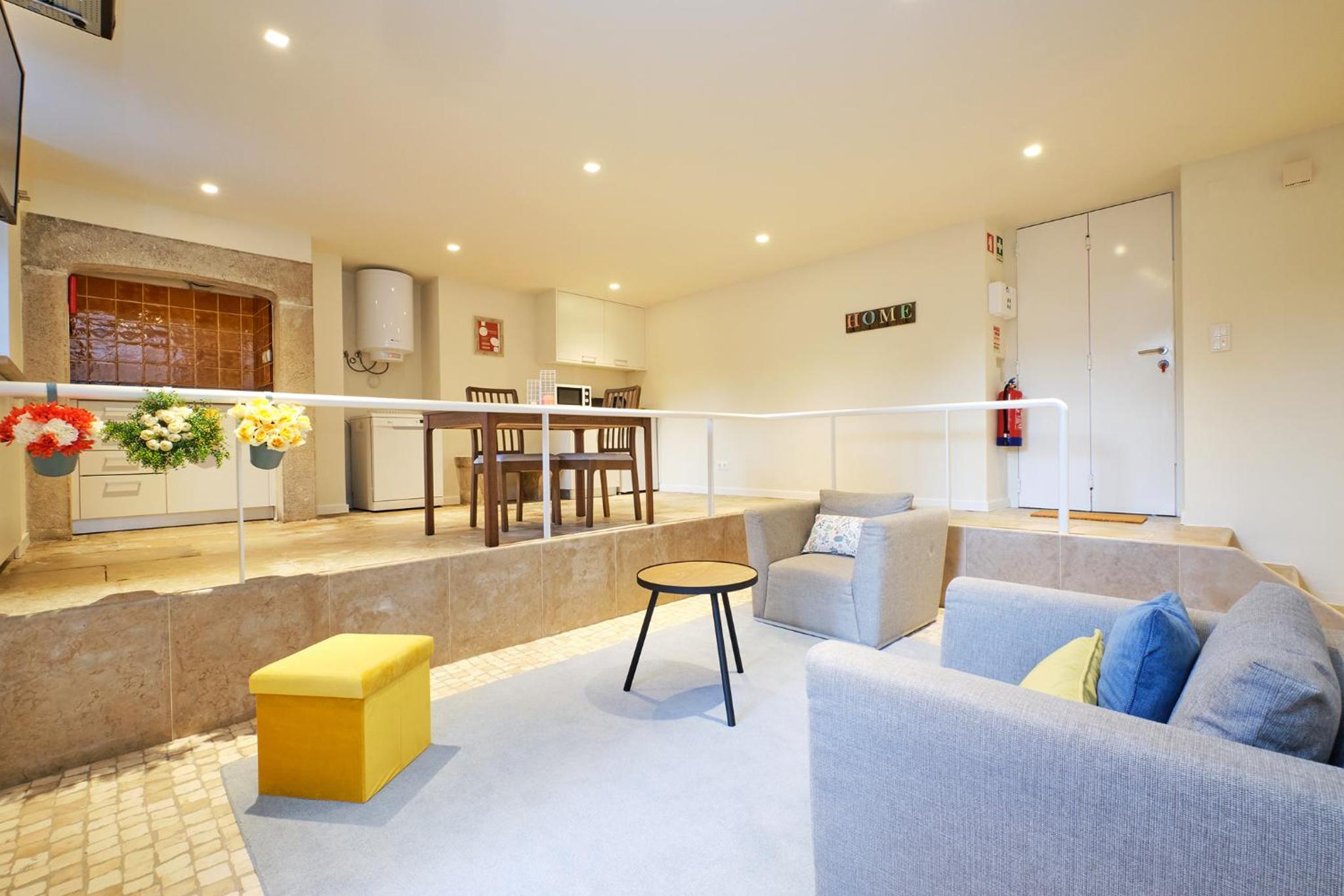 One-Bedroom Apartment - Photo 22