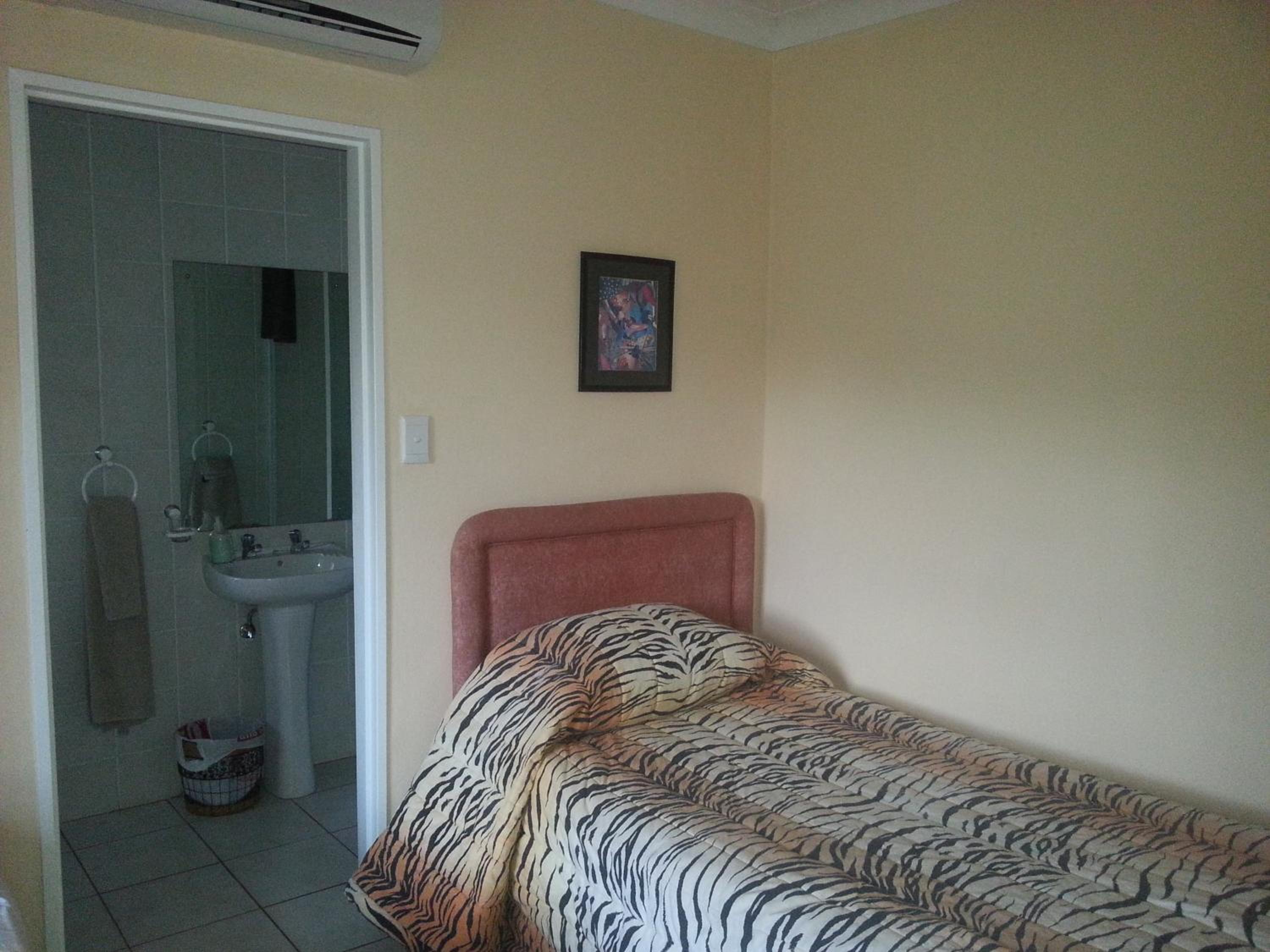 Twin Room photo 1