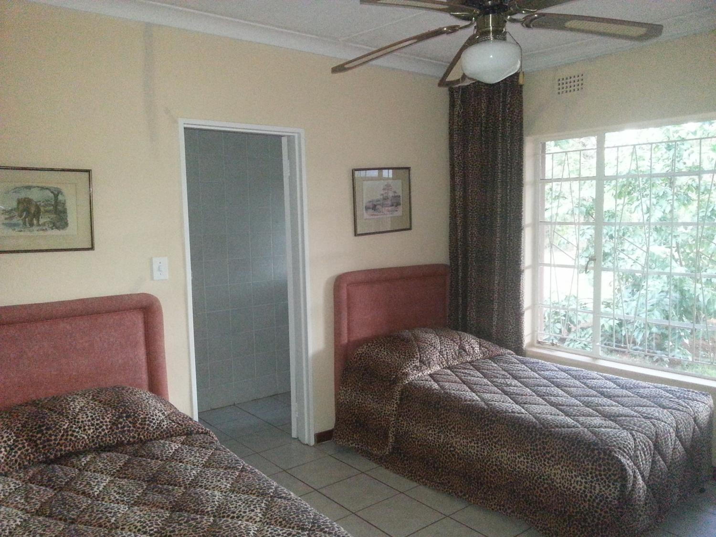 Twin Room photo 2