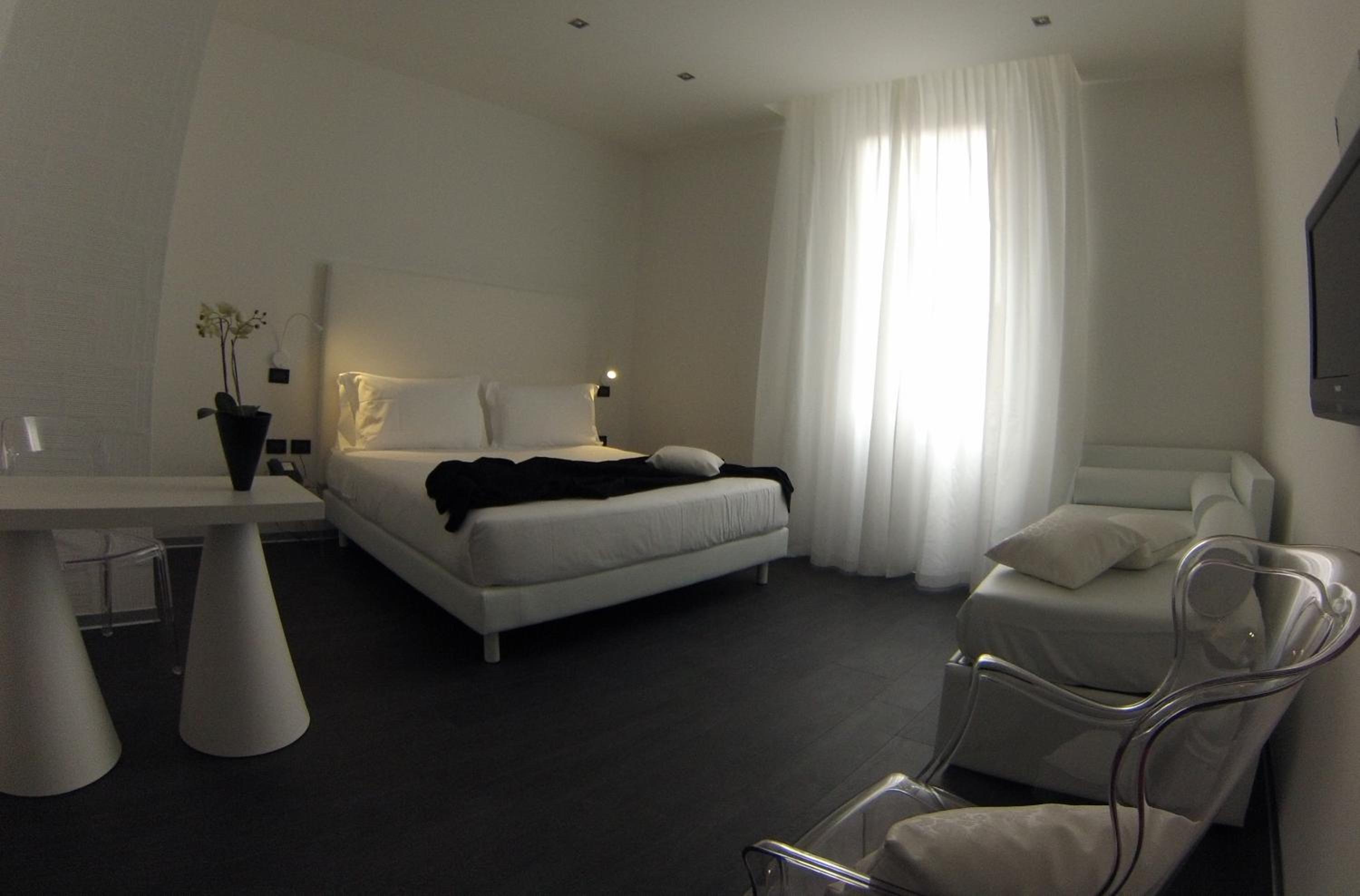 Relax in this sleek, modern hotel sanctuary.