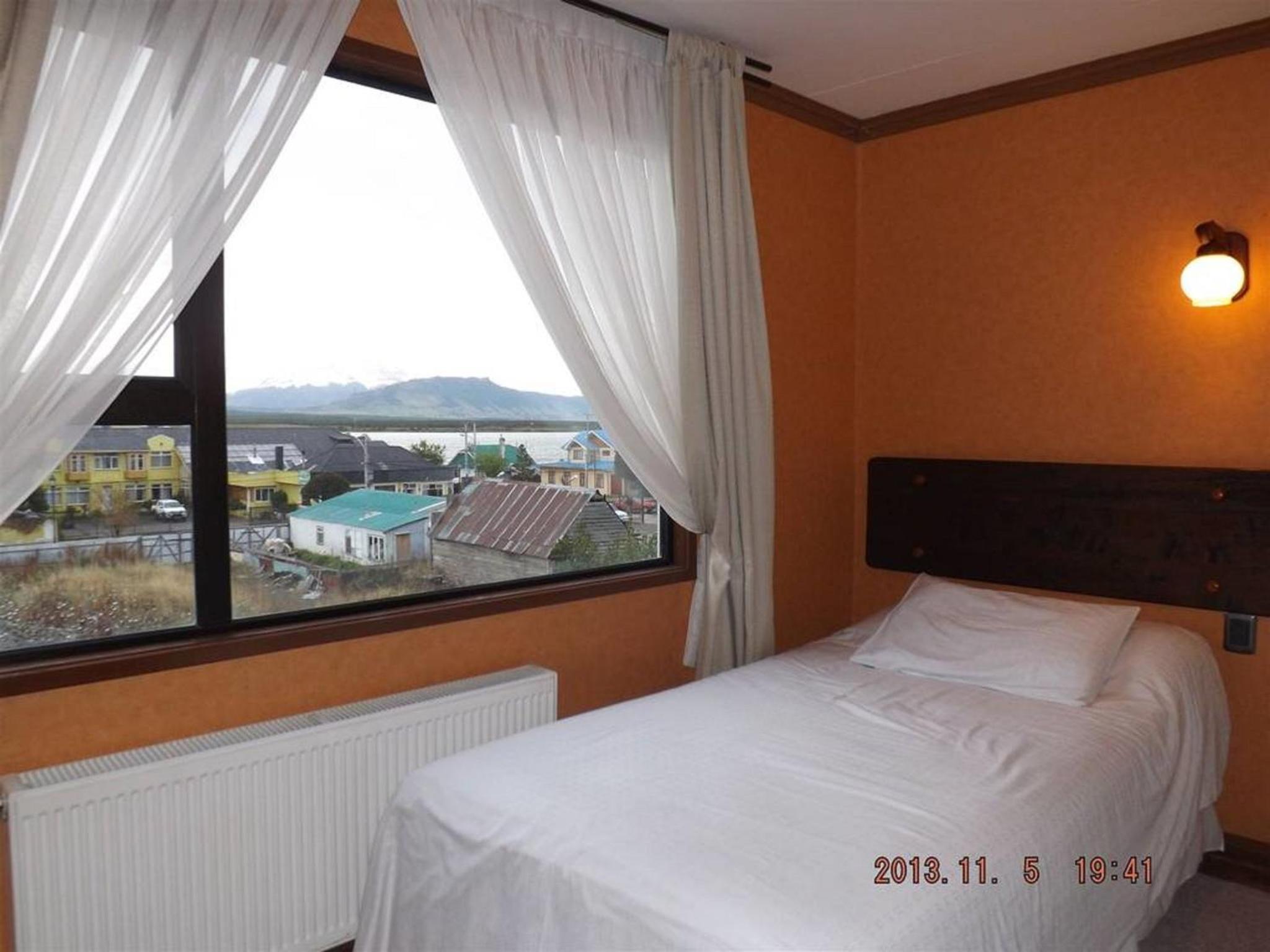 Small Single Room photo 1
