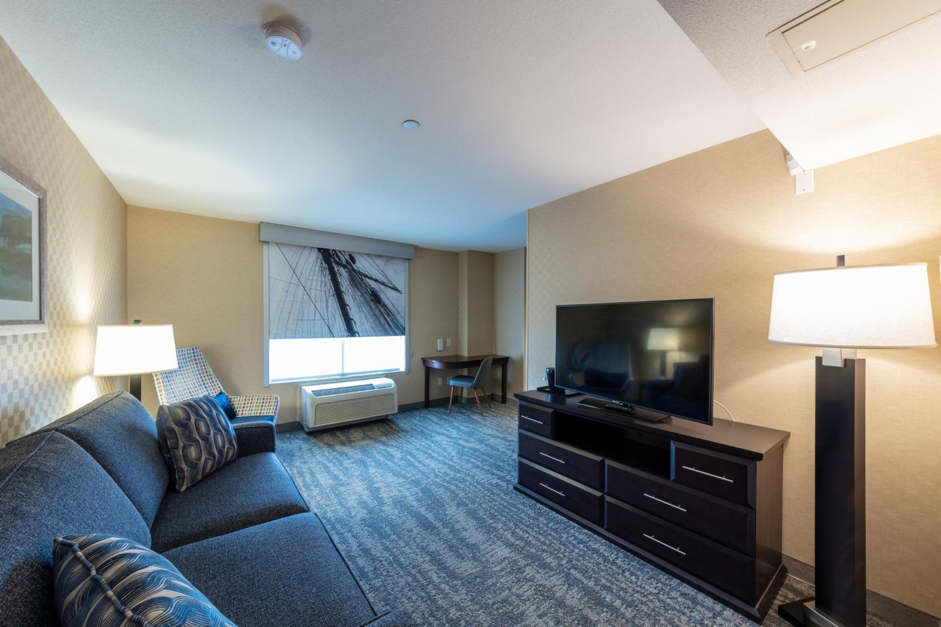 Specialty Room - Photo 1