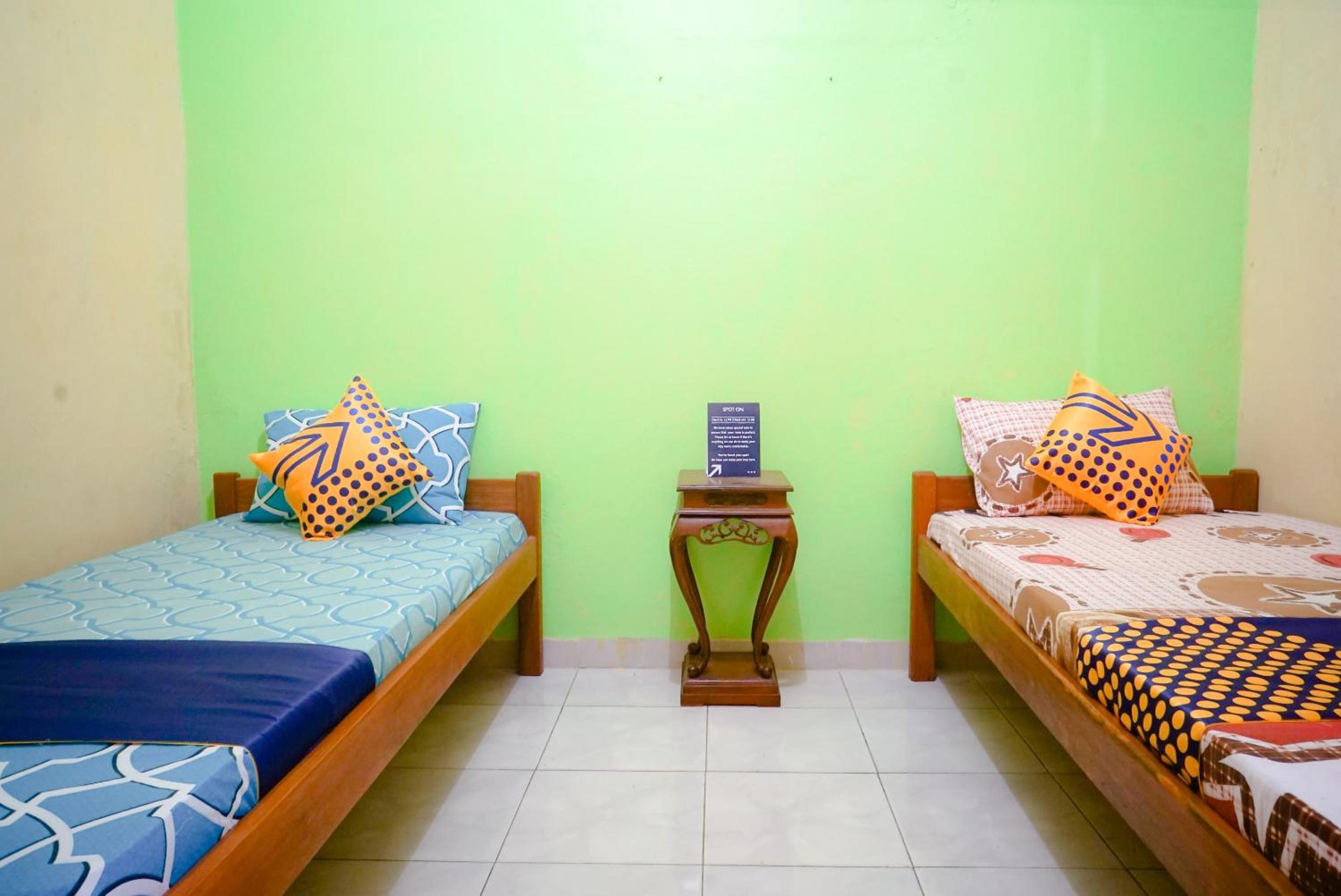 Small Twin Room