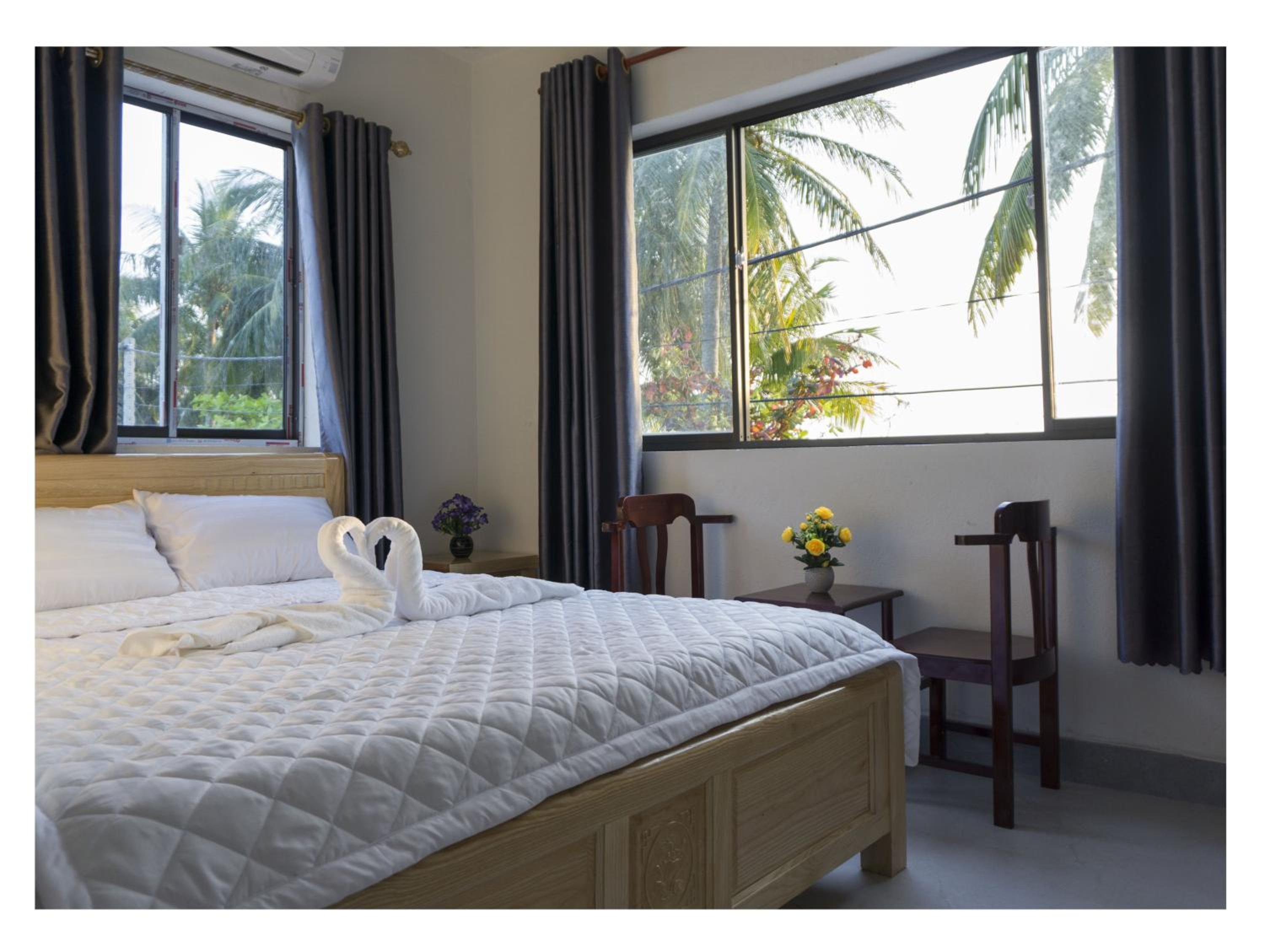 Deluxe Double Room with Balcony and Sea View