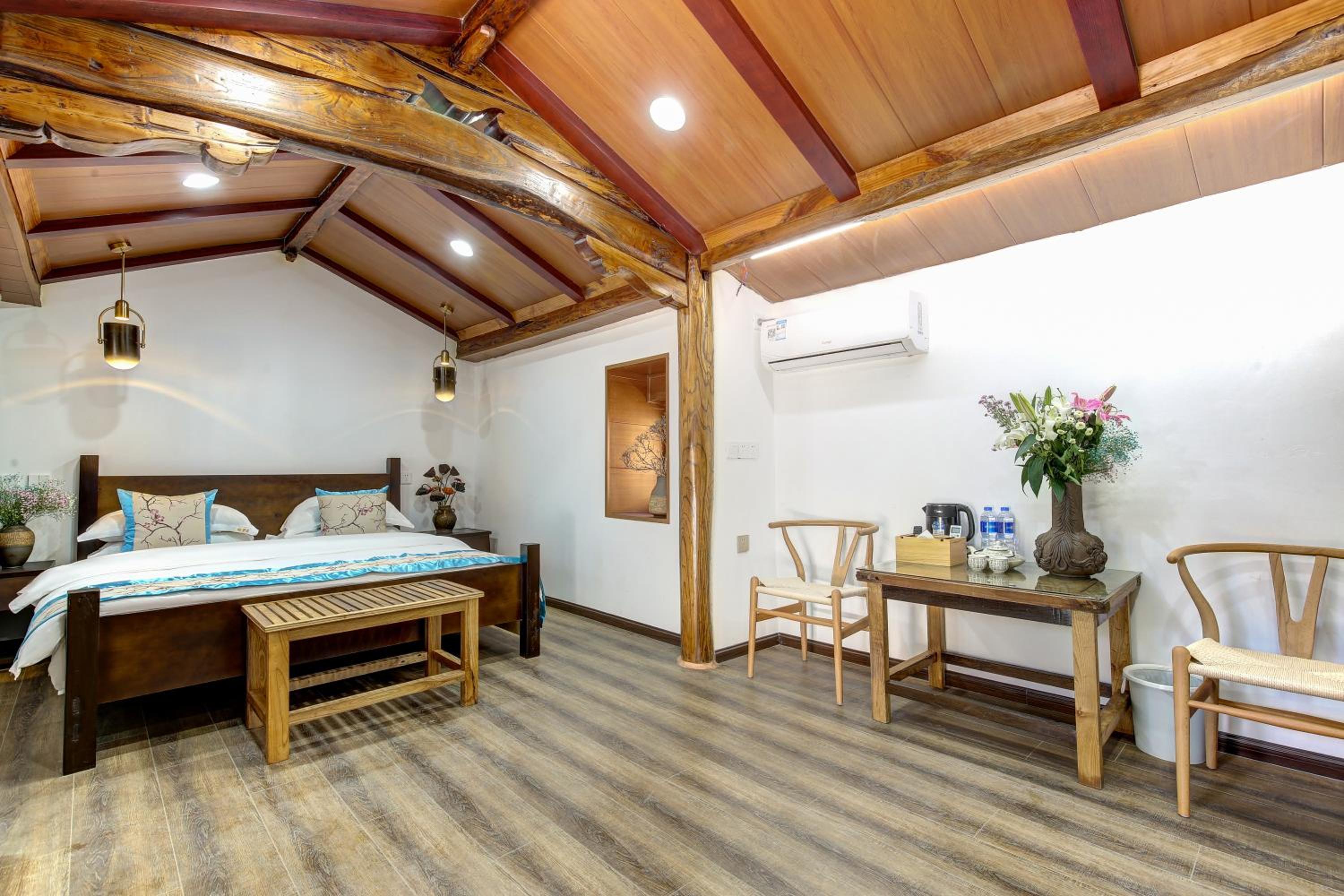 King Room with Garden View photo 3