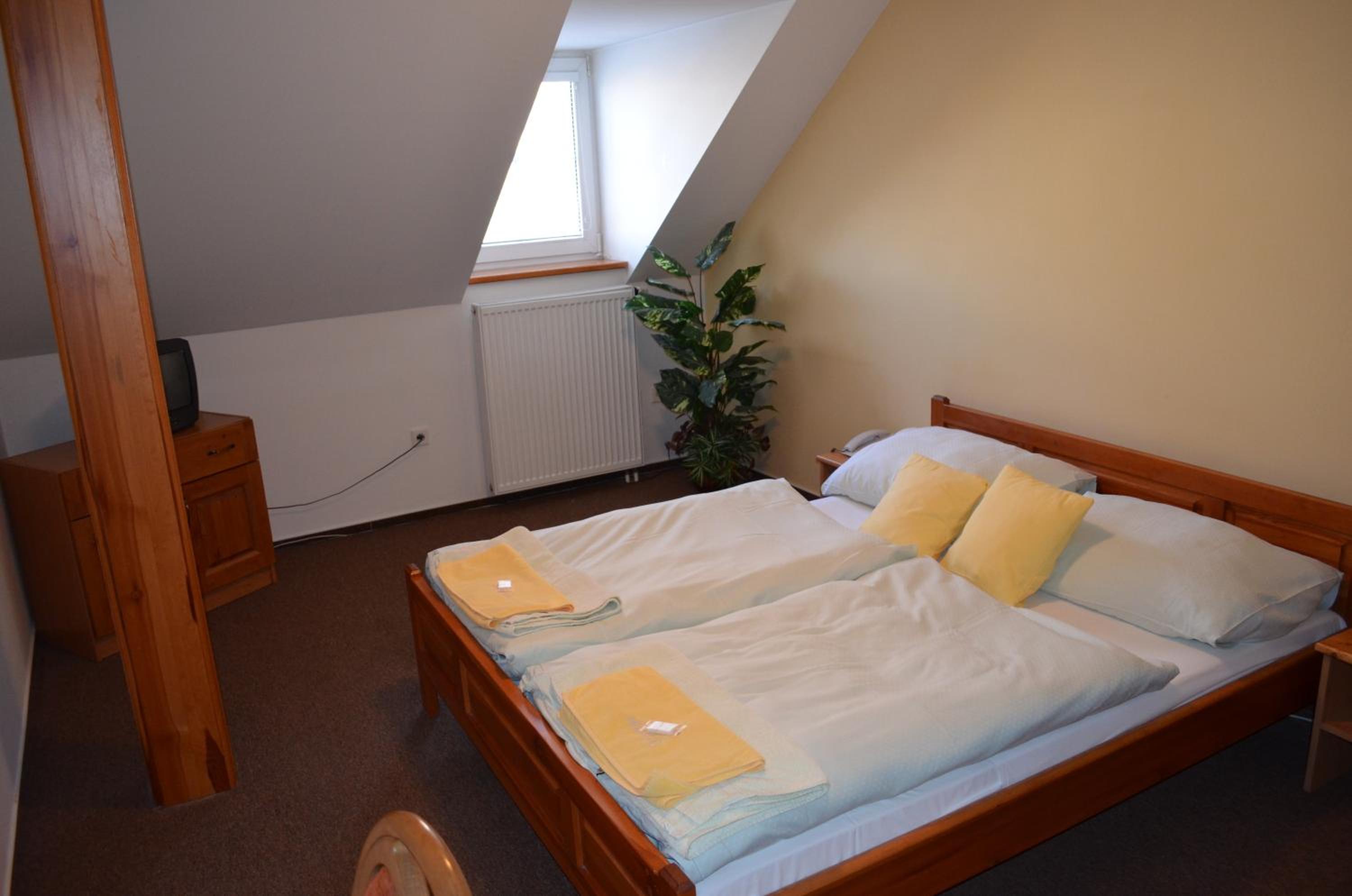 Double Room - Photo 1