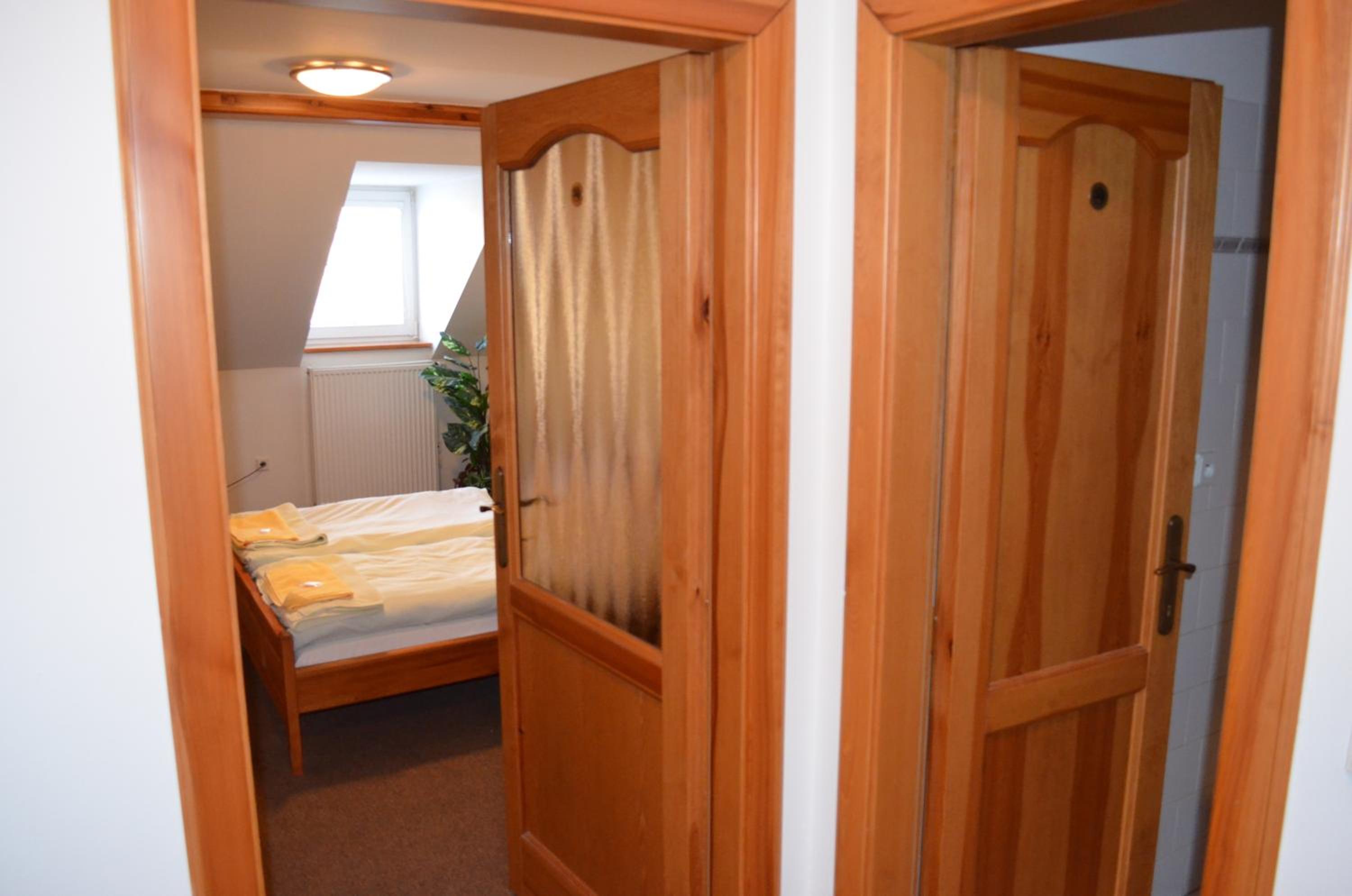 Double Room - Photo 3