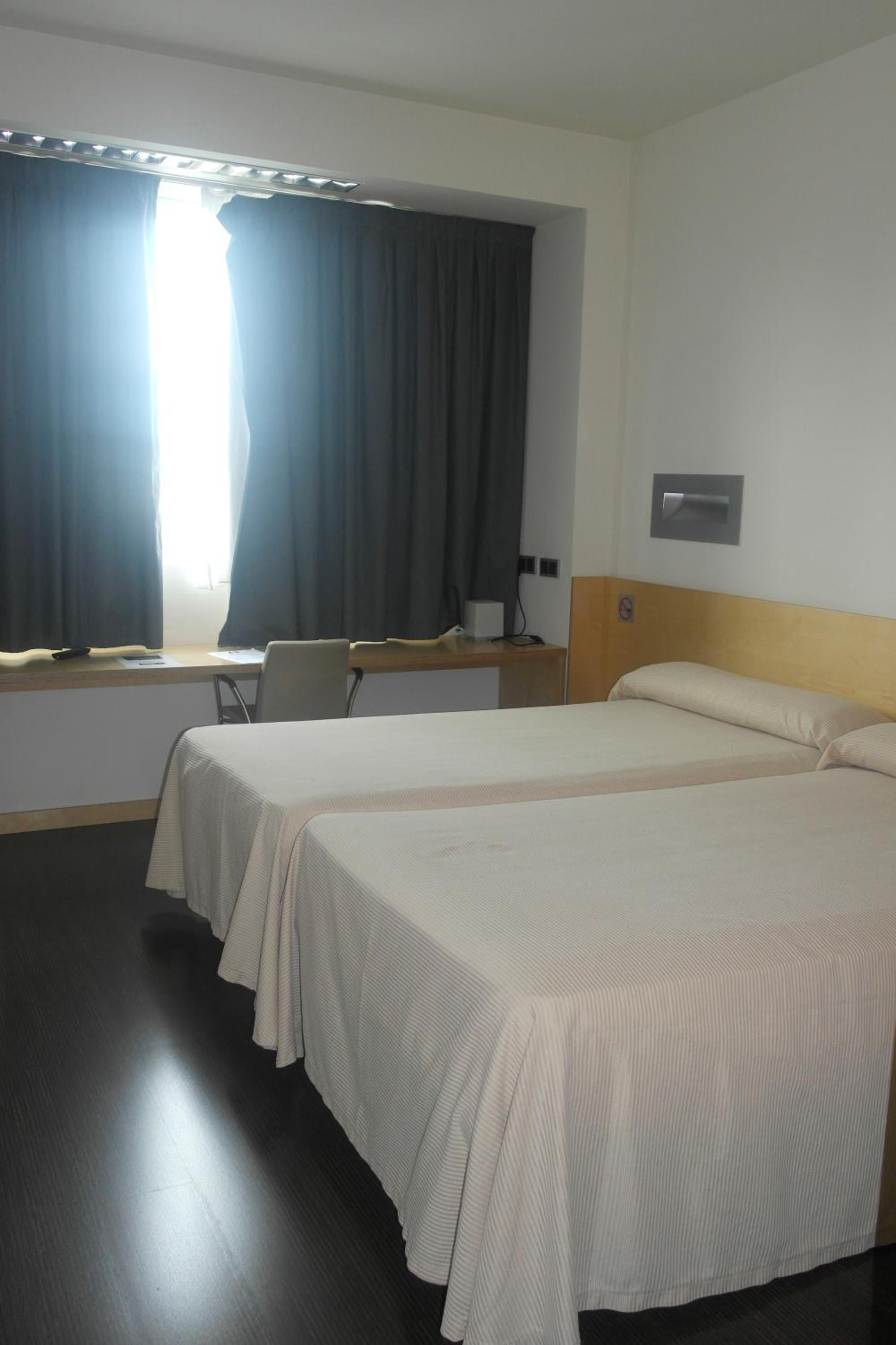 Habitación Doble o con Dos Camas
