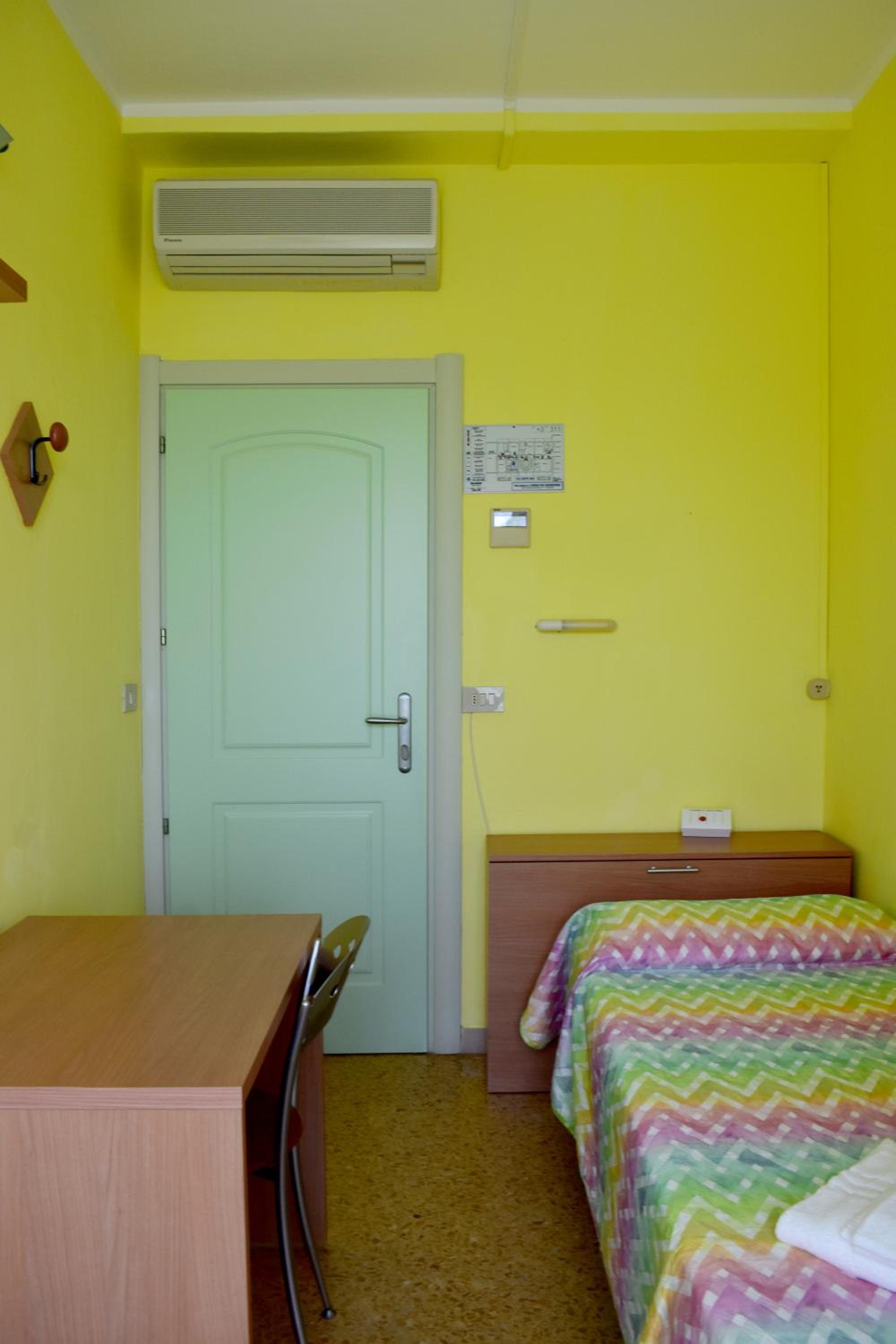 Standard Single Room photo 1