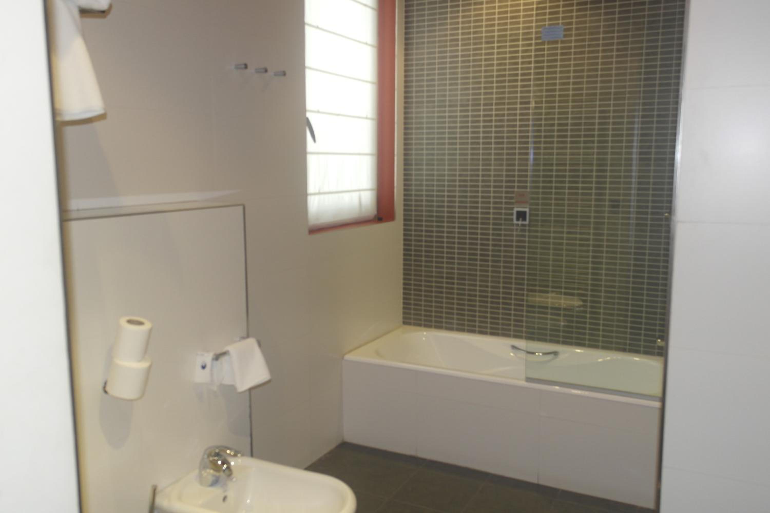 Double or Twin Room photo 3
