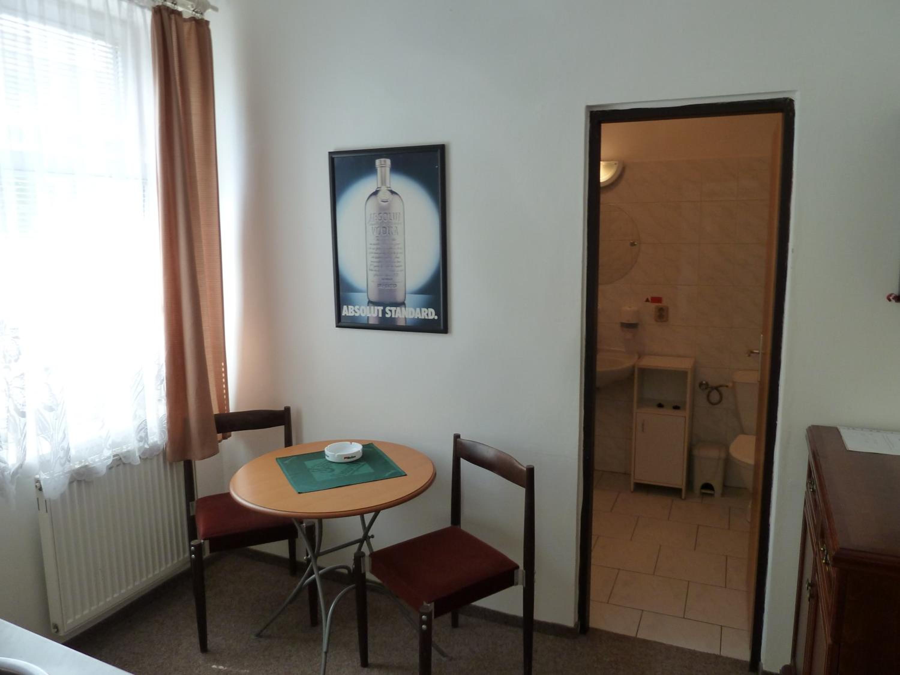 One-Bedroom Apartment - Annex photo 2