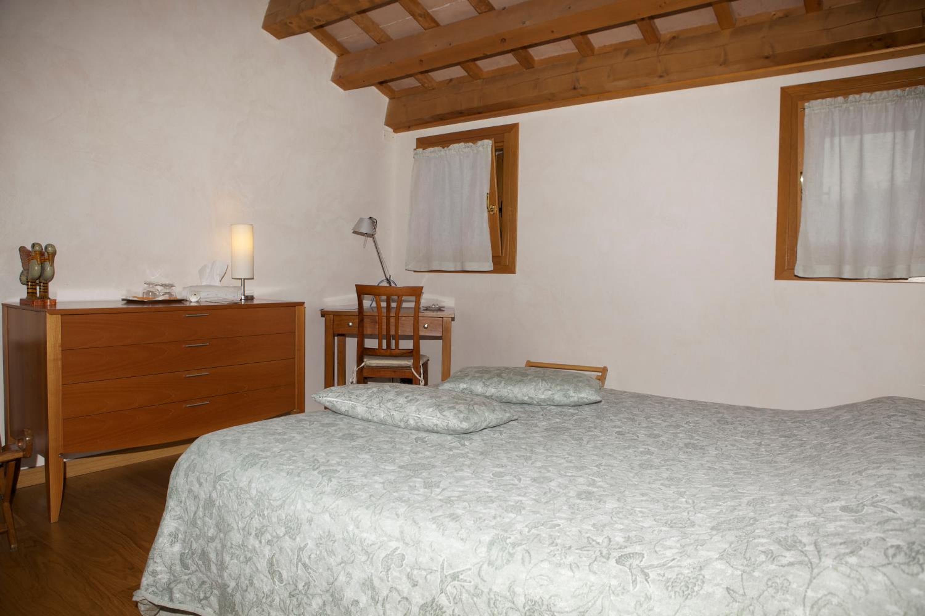 Double or Twin Room photo 2