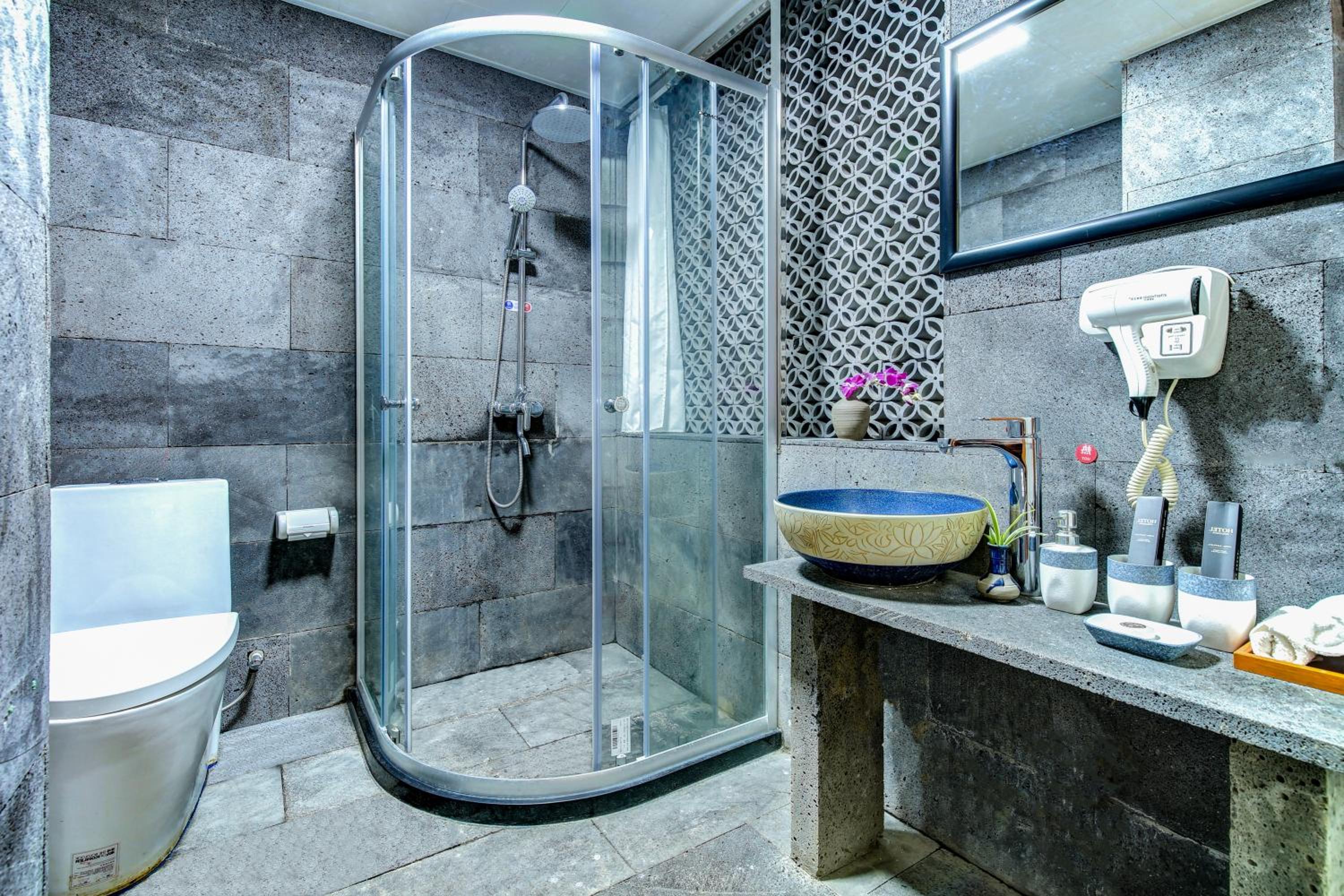 Suite with Balcony photo 3